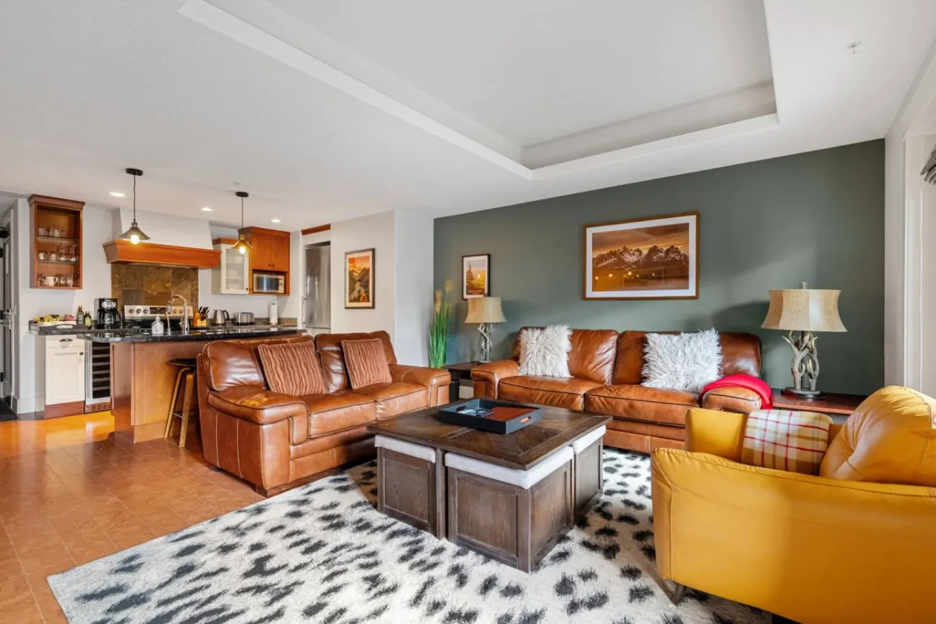 Gorgeous 2 Bedroom Mountain View 8