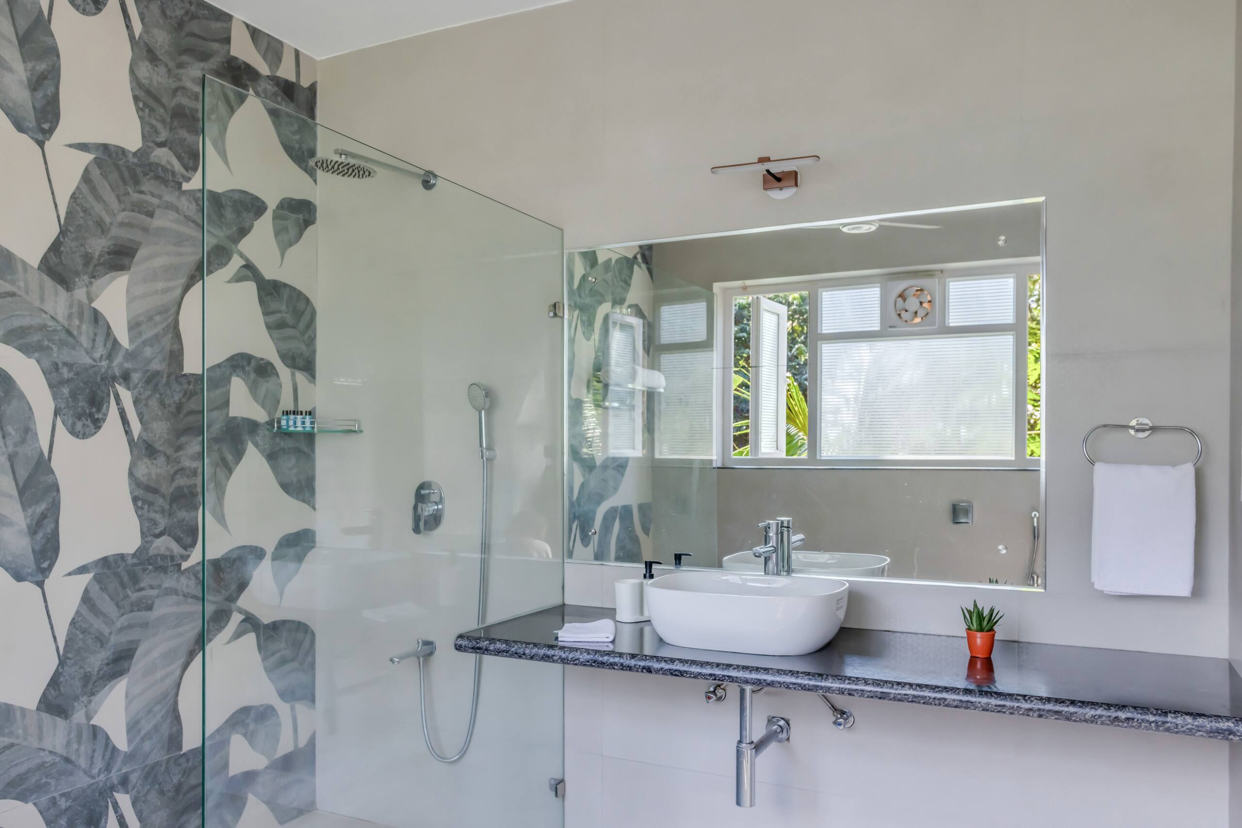 Siv Vilas | Pvt Pool | Lift | Rooftop | North Goa 40