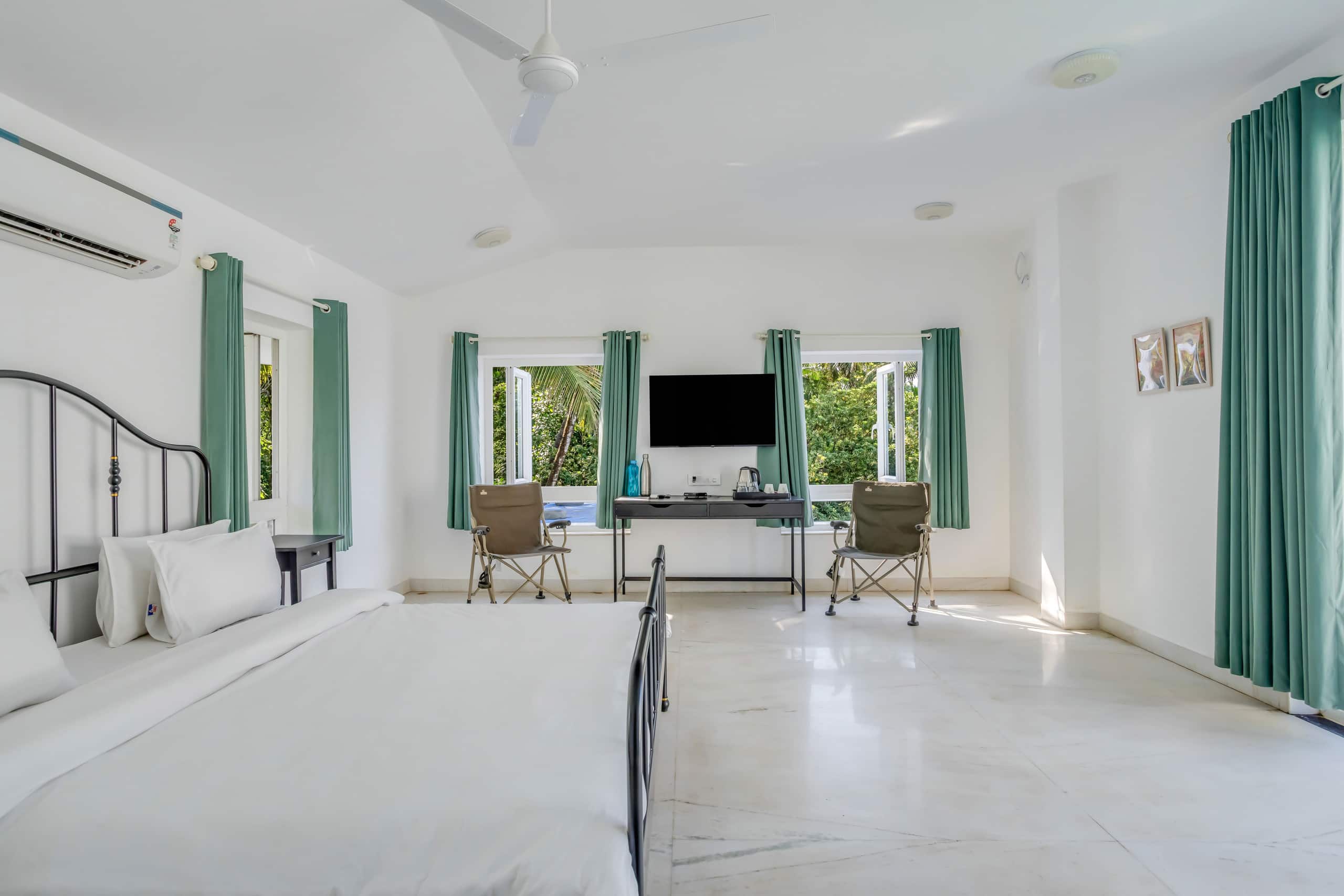 Siv Vilas | Pvt Pool | Lift | Rooftop | North Goa 22