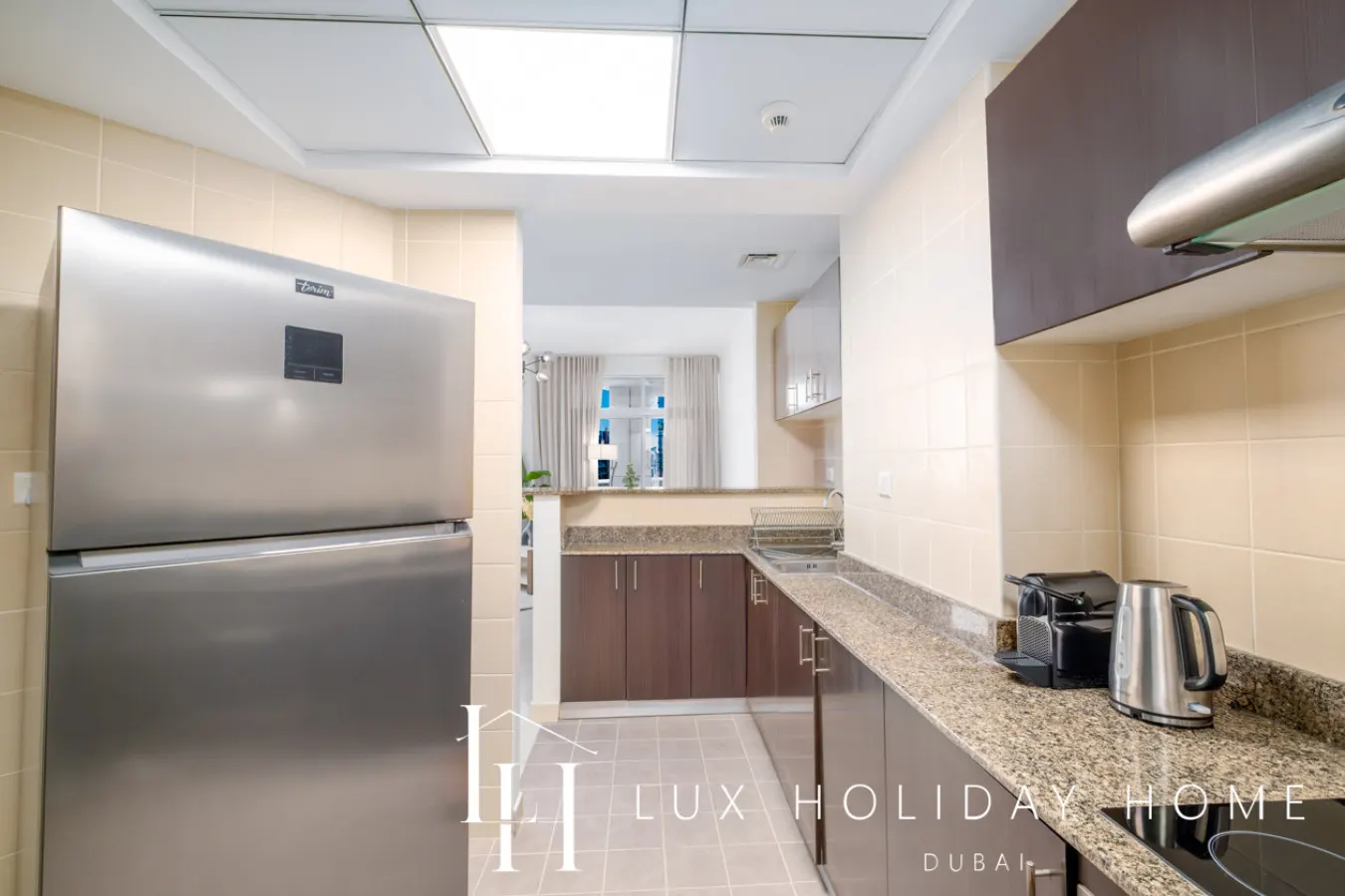 LUX The Dubai Marina View Suite 2 11