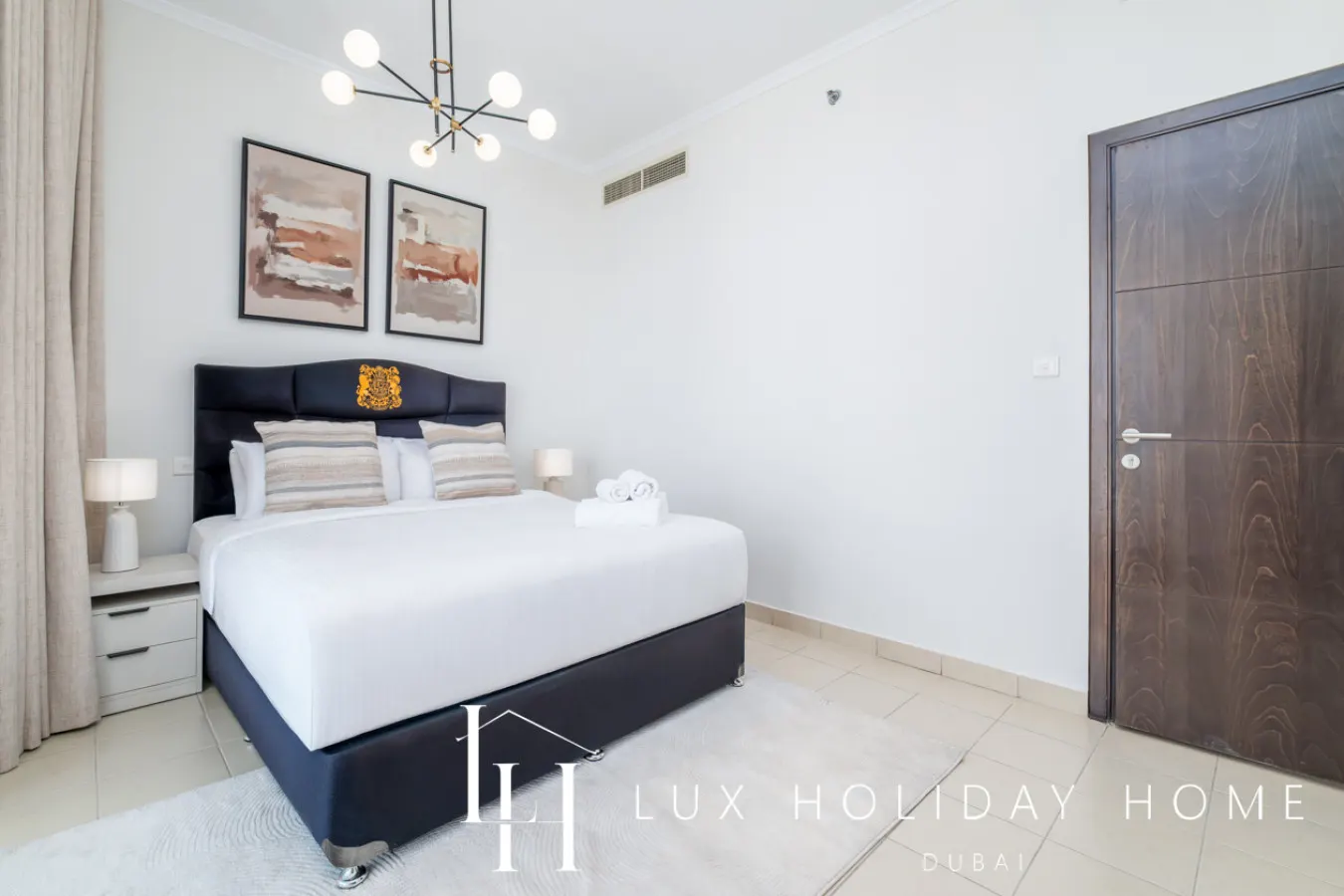 LUX The Dubai Marina View Suite 2 17