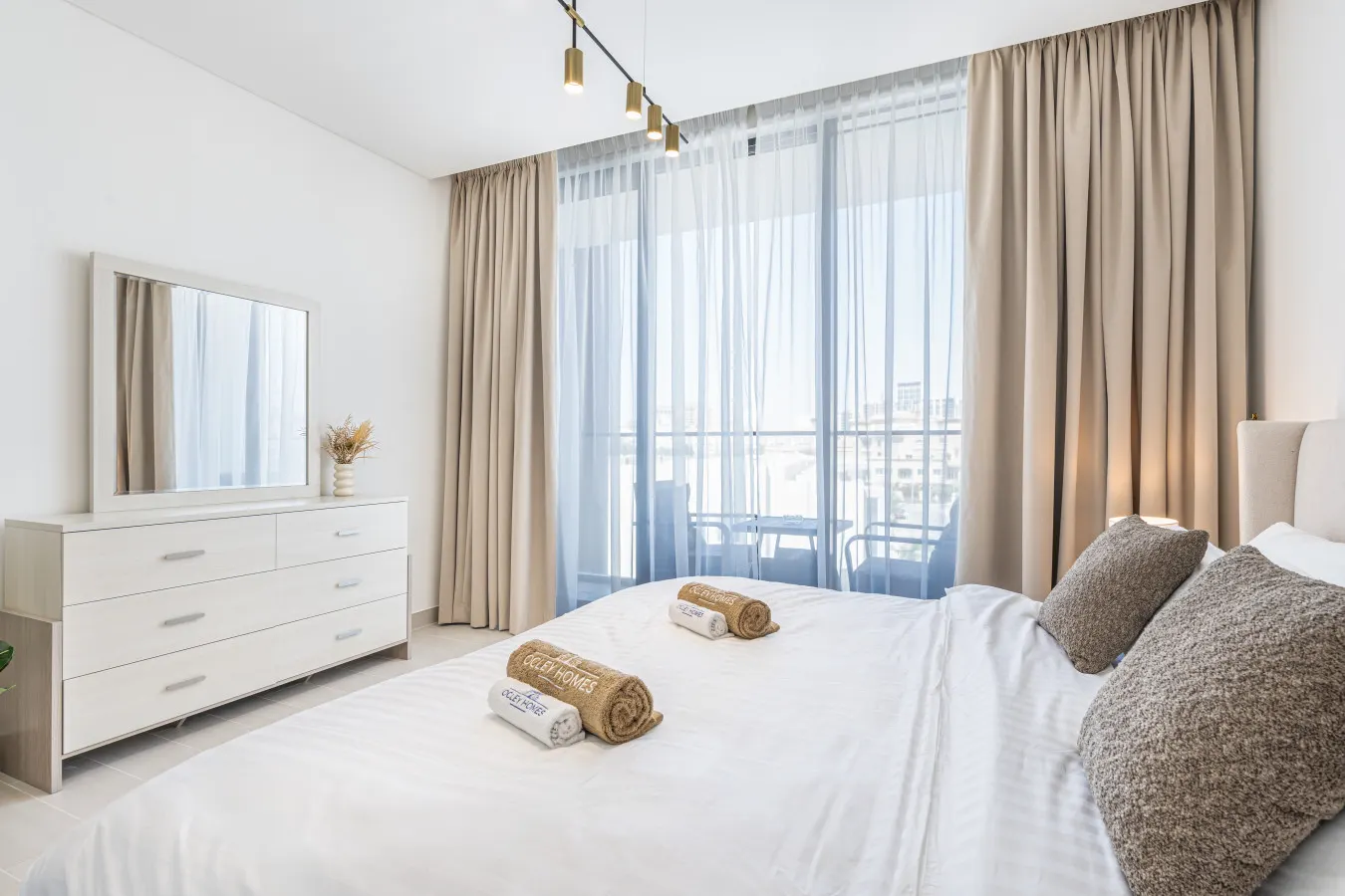 Exquisite Brand New Home in the heart of JVC 12