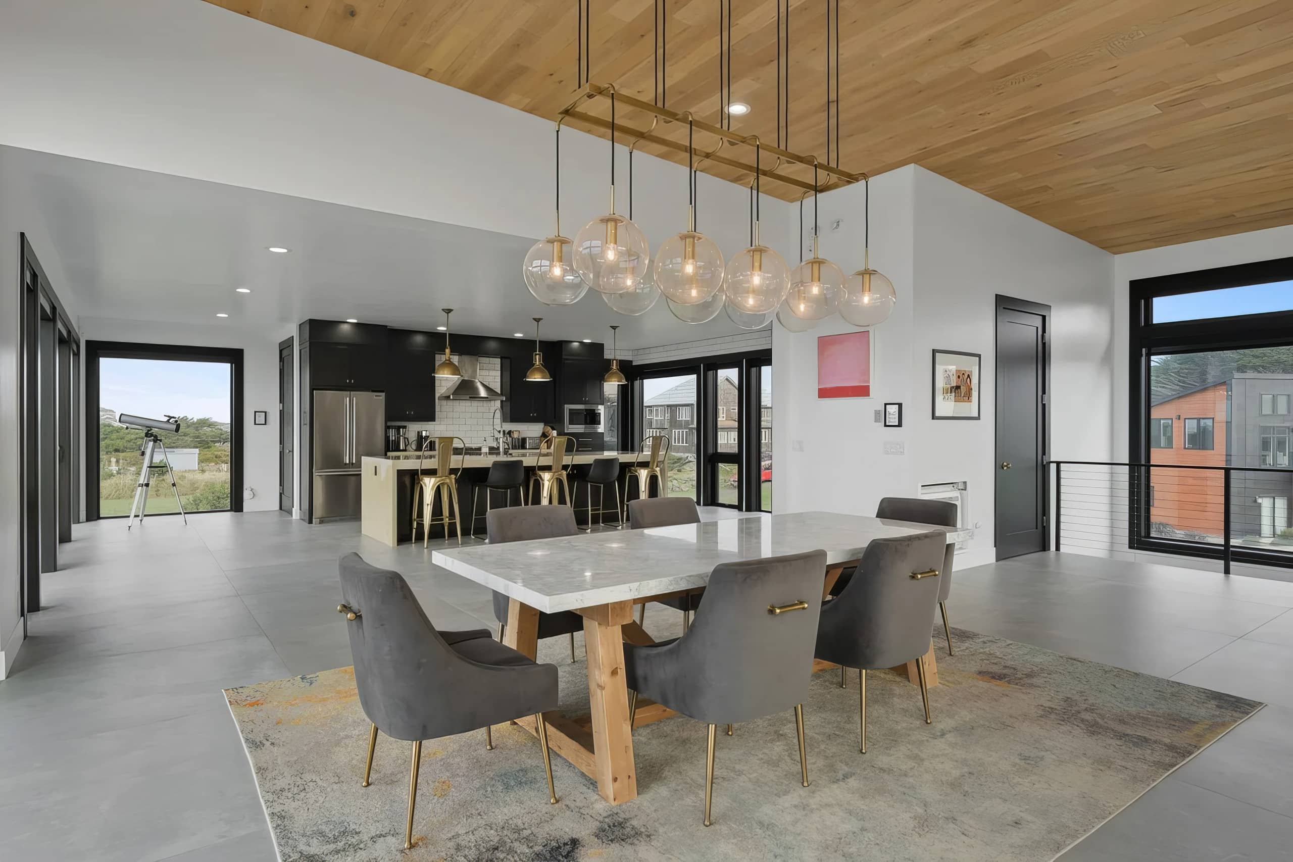 Bandon Oceanfront Retreat | Hot tub + Rooftop 36