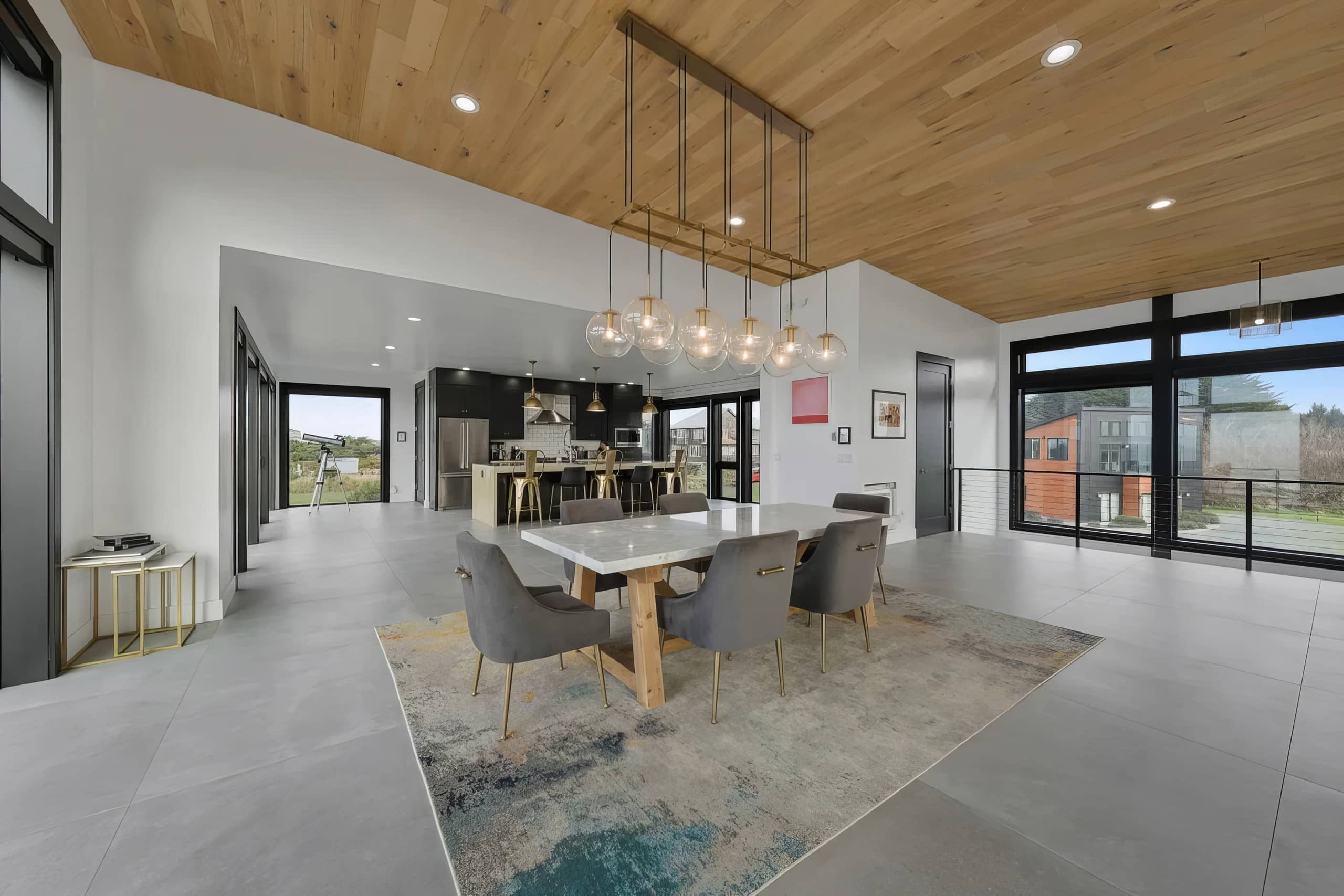 Bandon Oceanfront Retreat | Hot tub + Rooftop 38