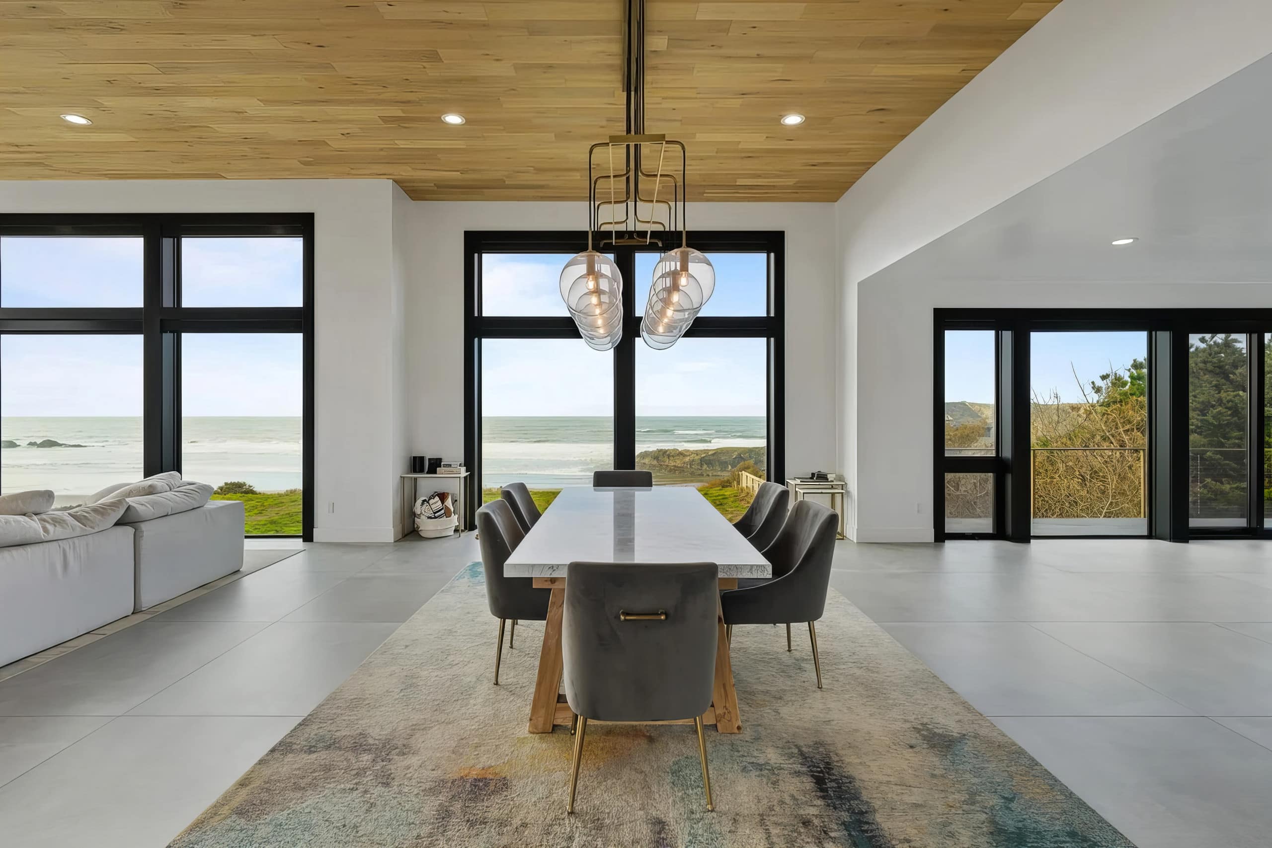 Bandon Oceanfront Retreat | Hot tub + Rooftop 37