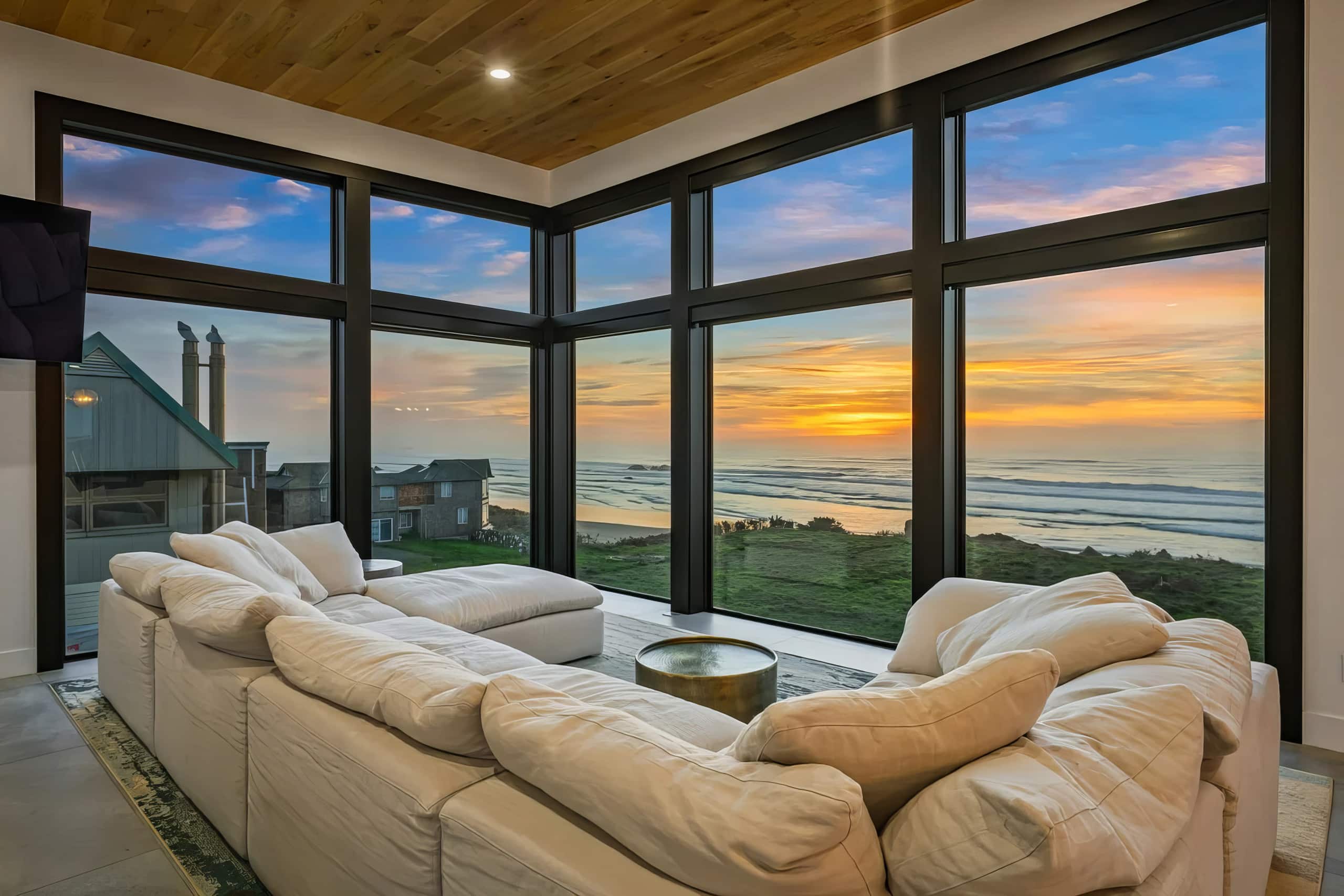 Bandon Oceanfront Retreat | Hot tub + Rooftop 9
