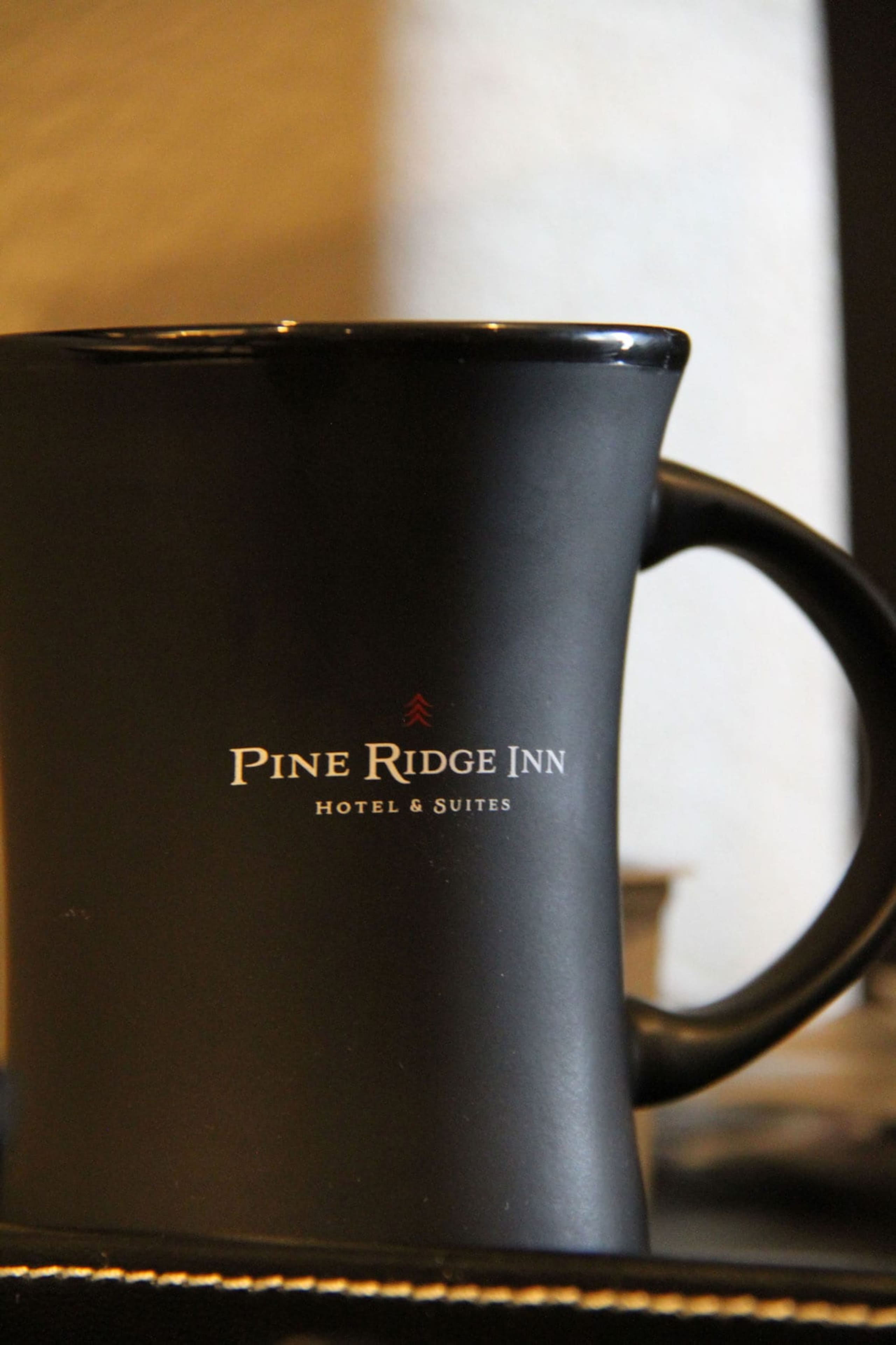 Pine Ridge Inn, the Best Views in Bend, Oregon! — photo 4