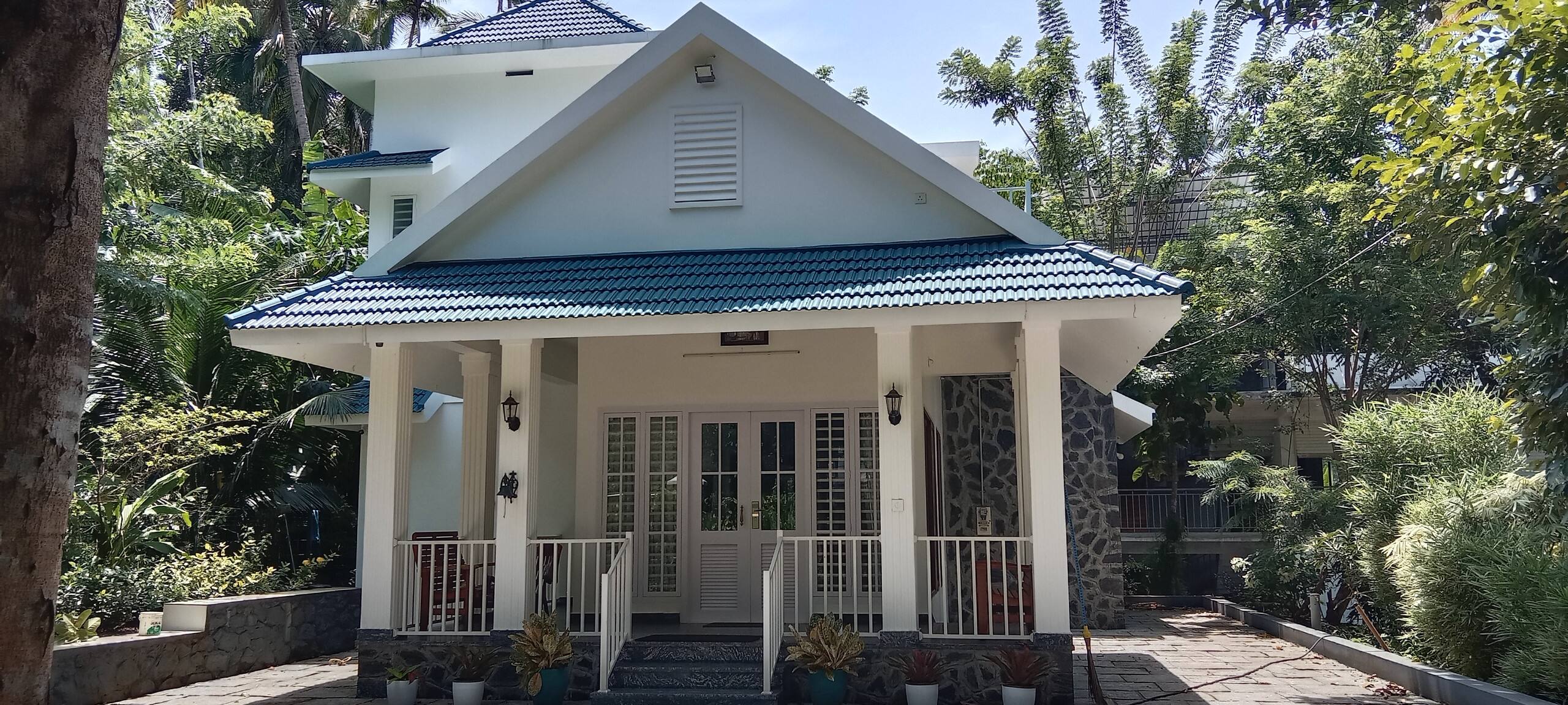 Bougainvilla House Villa in Kozhikode IIM NIT Near 36