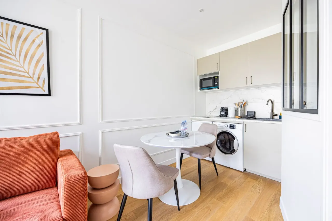 Appart 1 chambre#Tour Eiffel#Champ de Mars#Paris 7 10