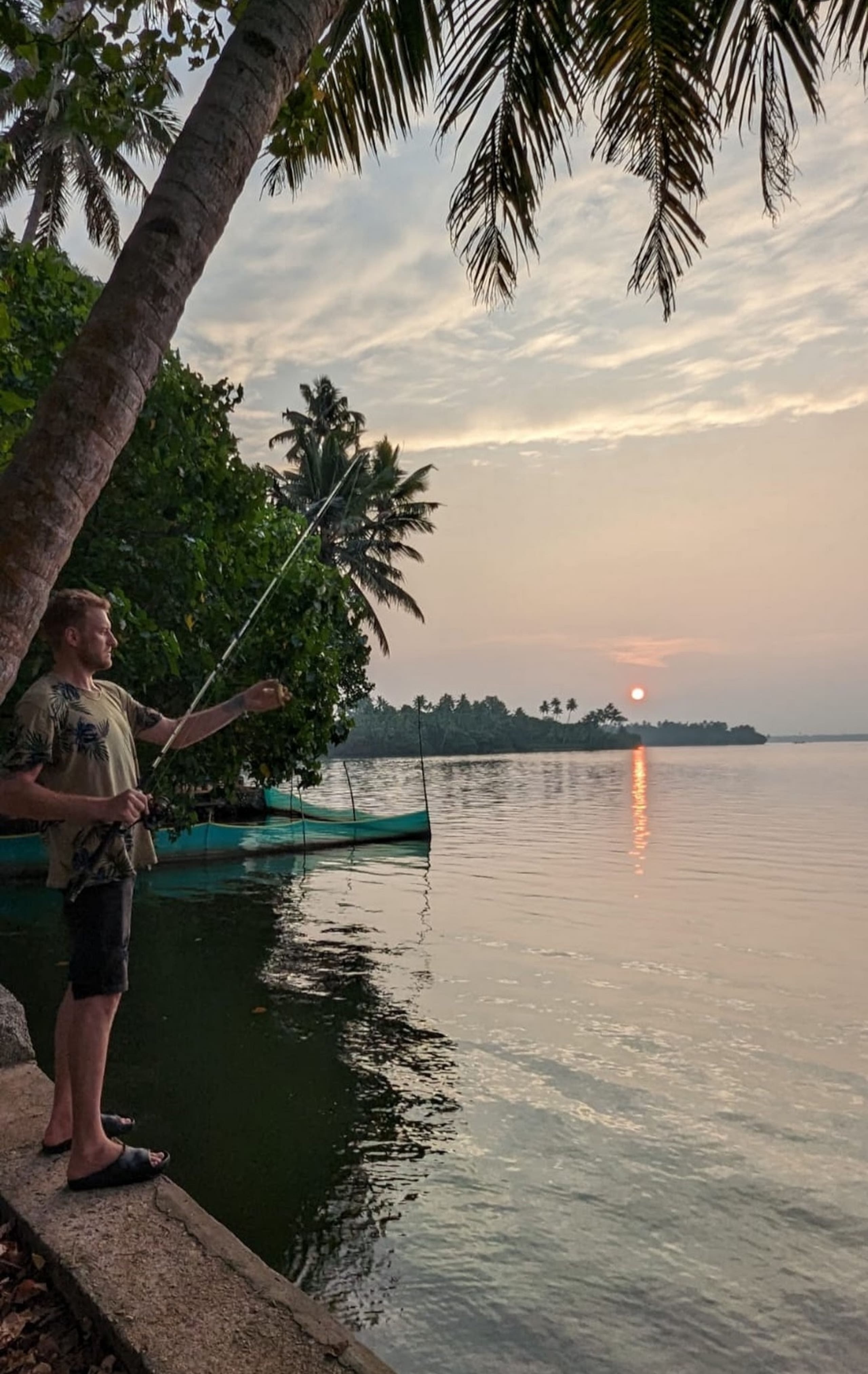 A Glass Haven on the tranquil Munroe Islands 25