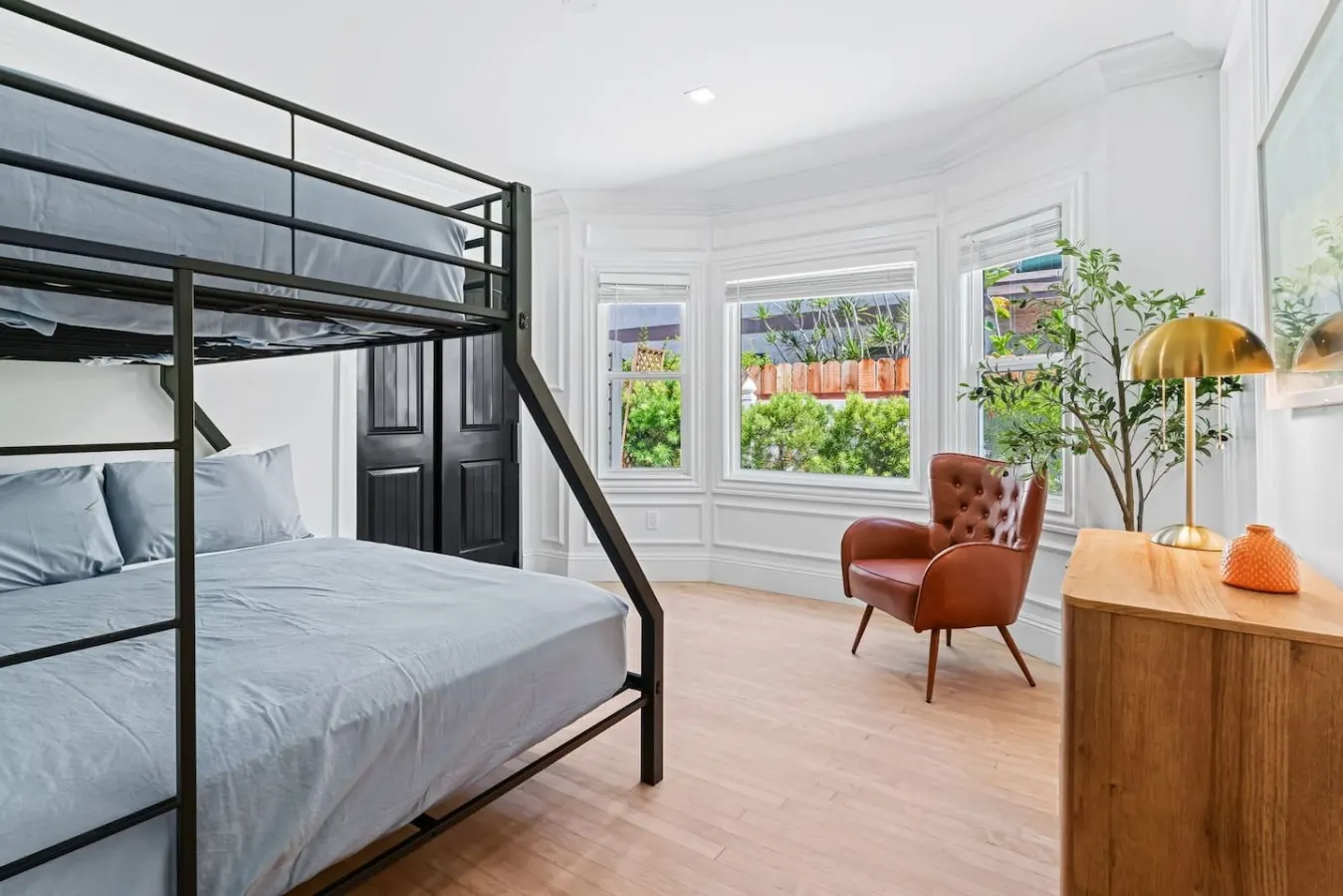 North Park 4BR Sleeps 11 Fire Pit + Parking 8