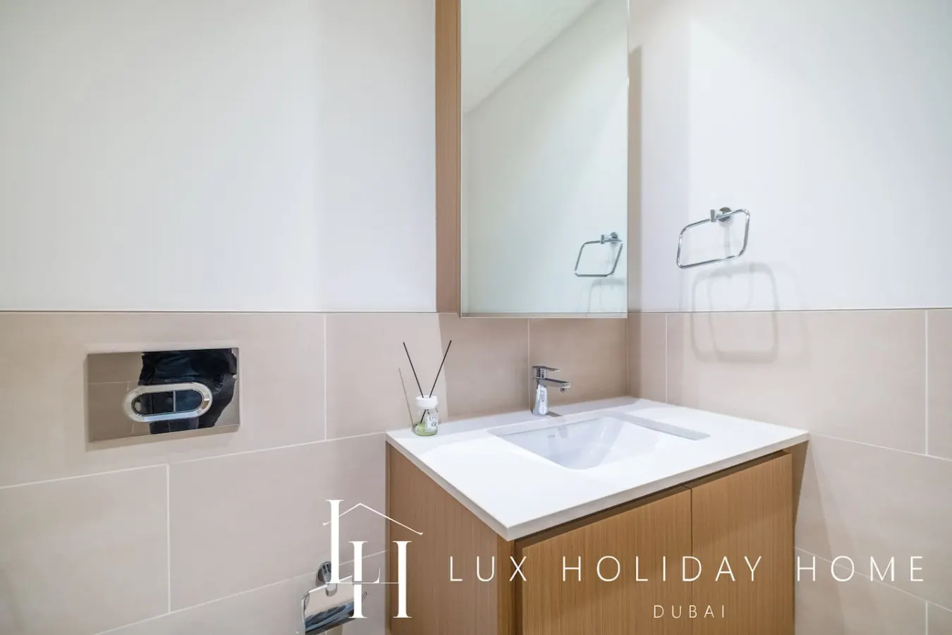 LUX The Dubai Creek Beach Suite 11