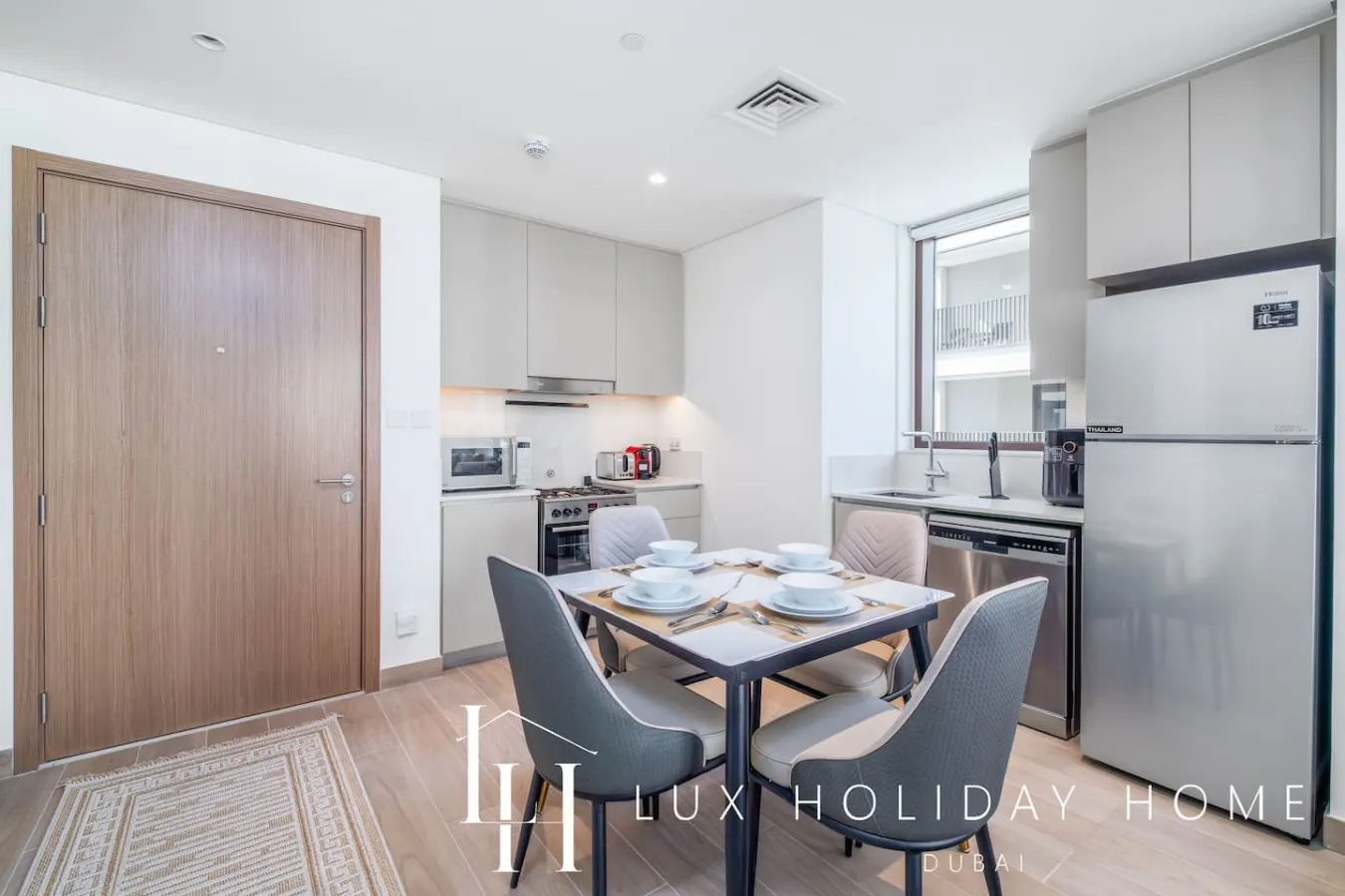 LUX The Dubai Creek Beach Suite 8