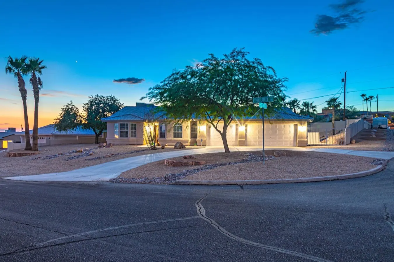 Havasu Enduro - Pool, Spa, Casita, Game Room 16