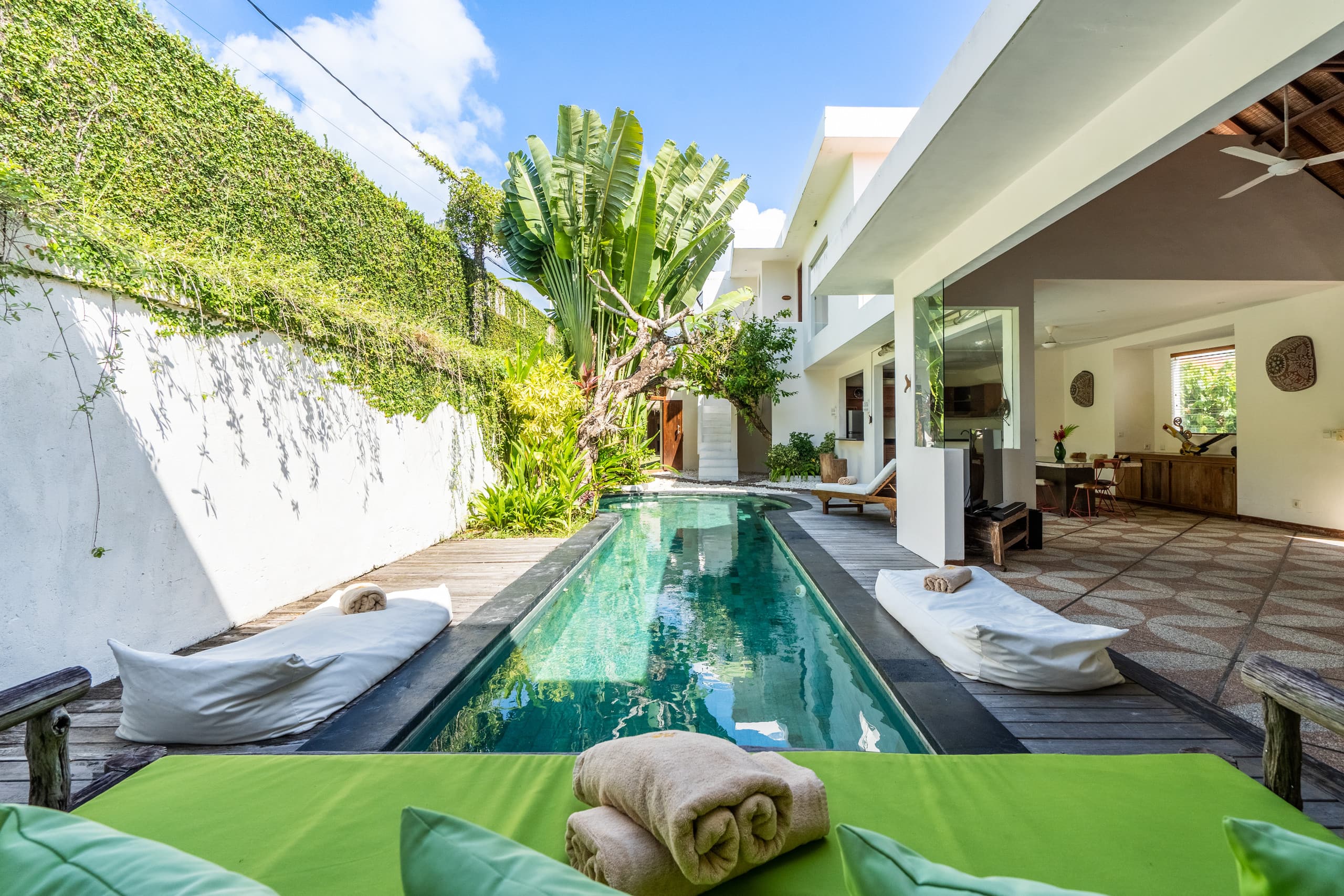 *Villas Ku Tama, 3BR Villa+Gym, Central Seminyak