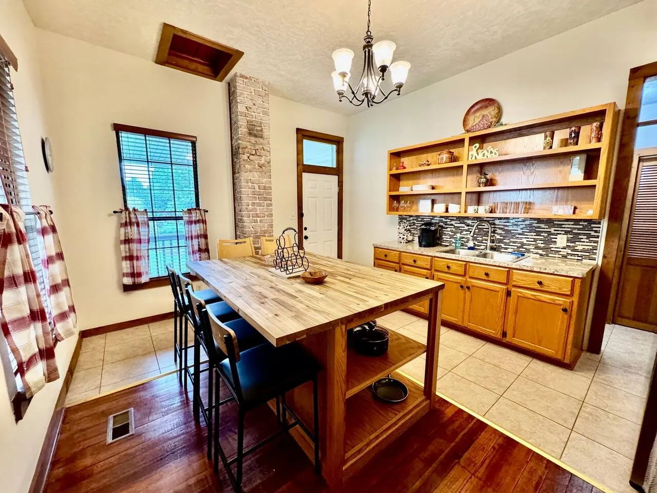 Charming 2br near Downtown Fort Smith — photo 4