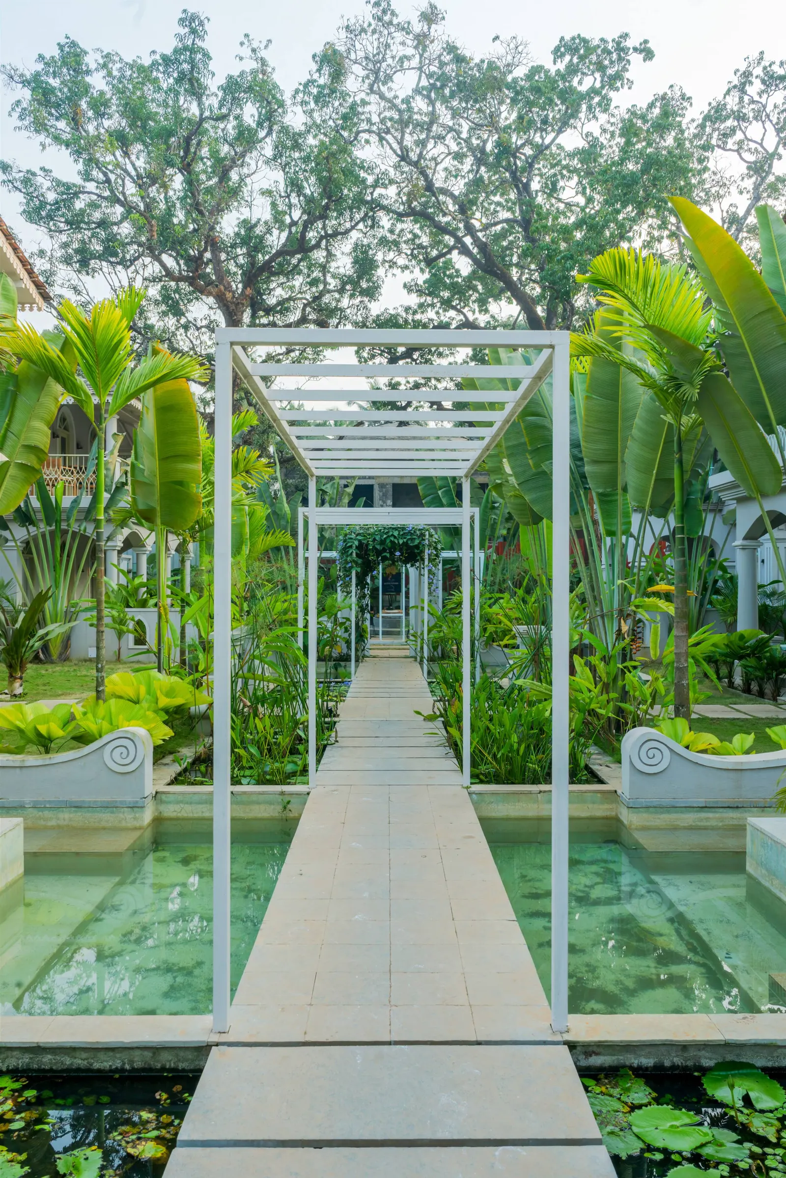Sereno Satori 3bhk bali theme villa w/private pool 4