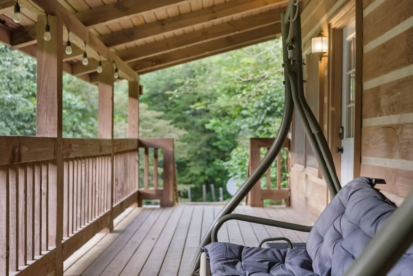 Whistler Retreat Fireplace, Hot Tub, & Views 14