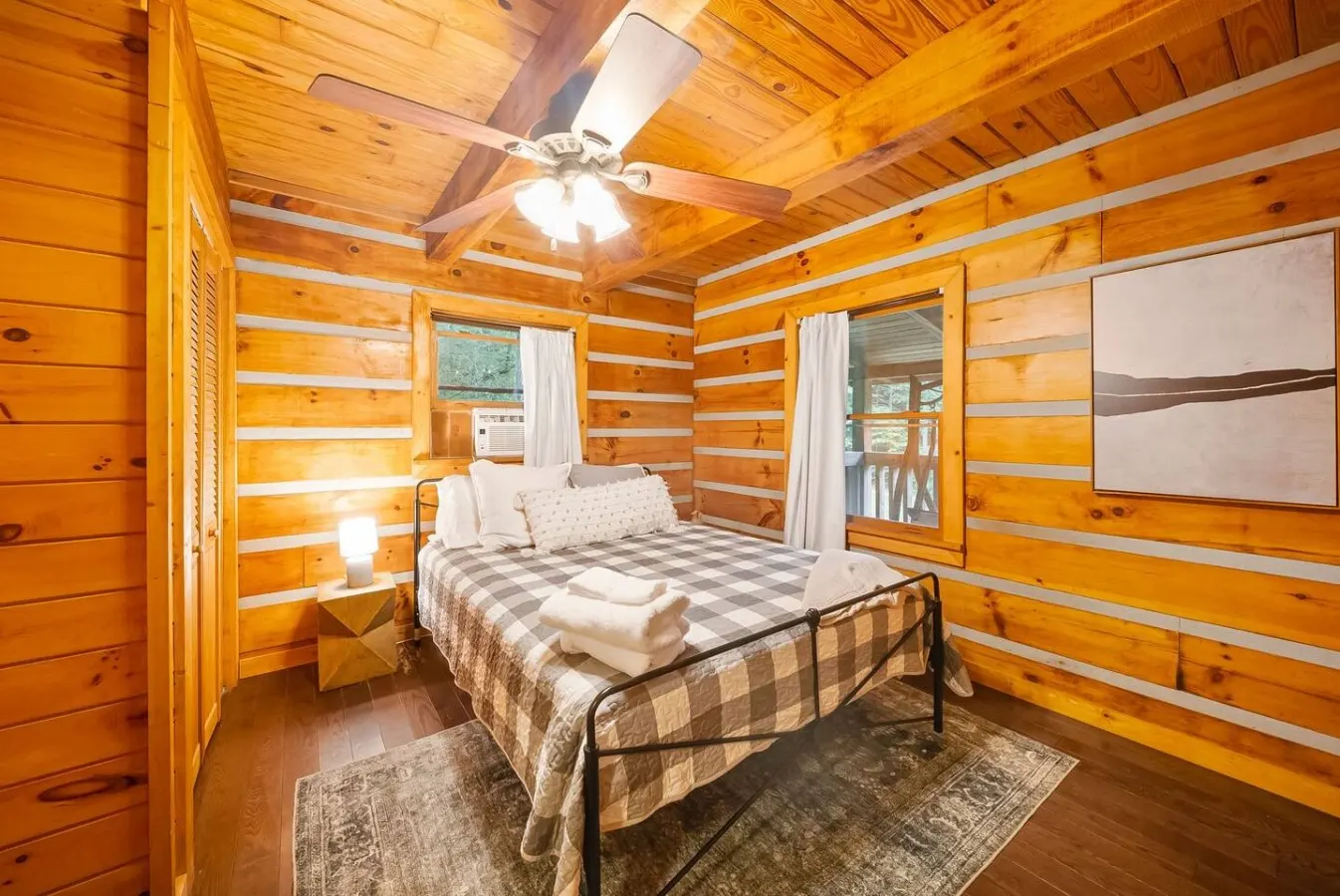 Whistler Retreat | Fireplace, Hot Tub, & Views — photo 4