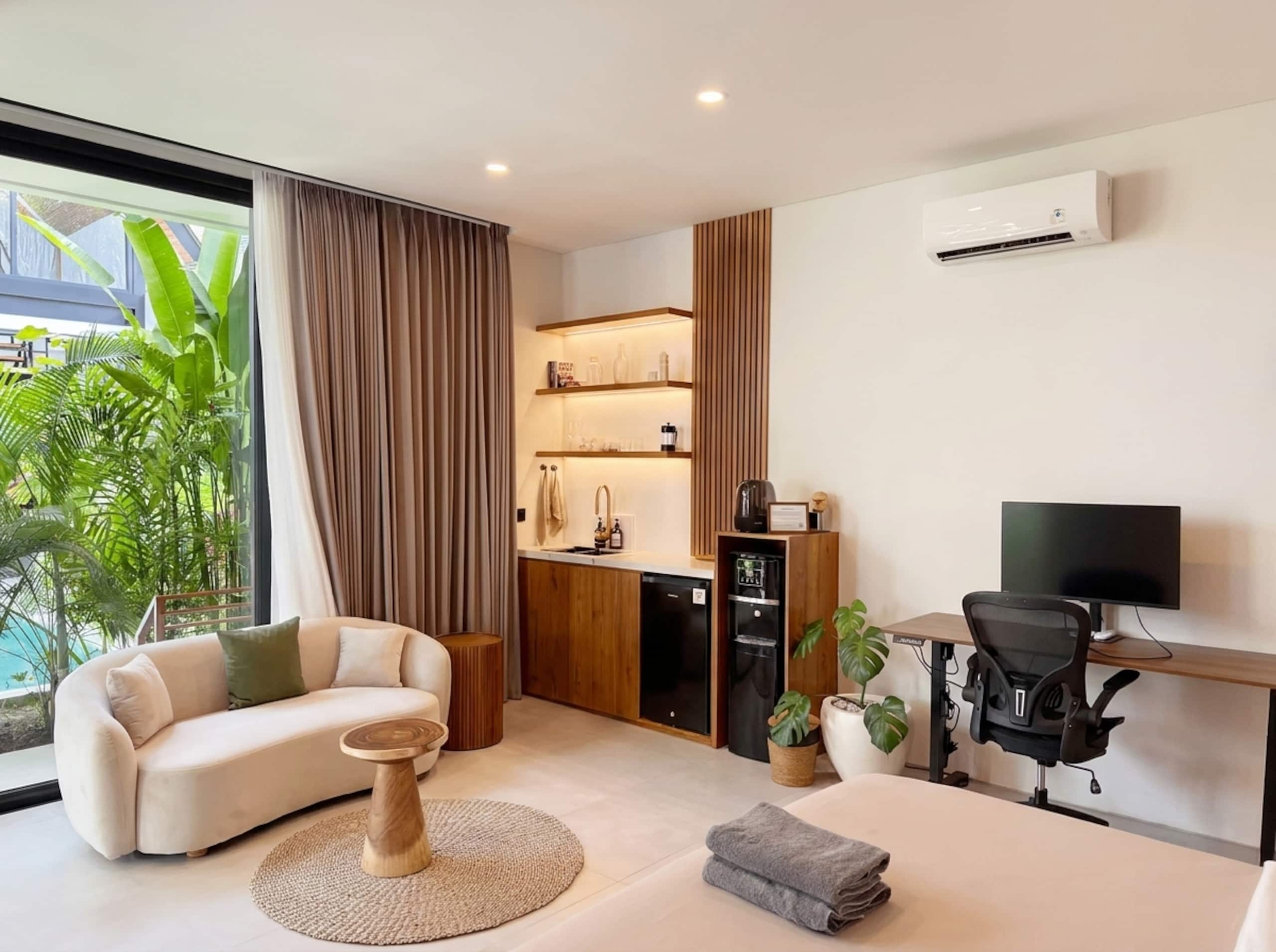 Baliwood By The Beach 22