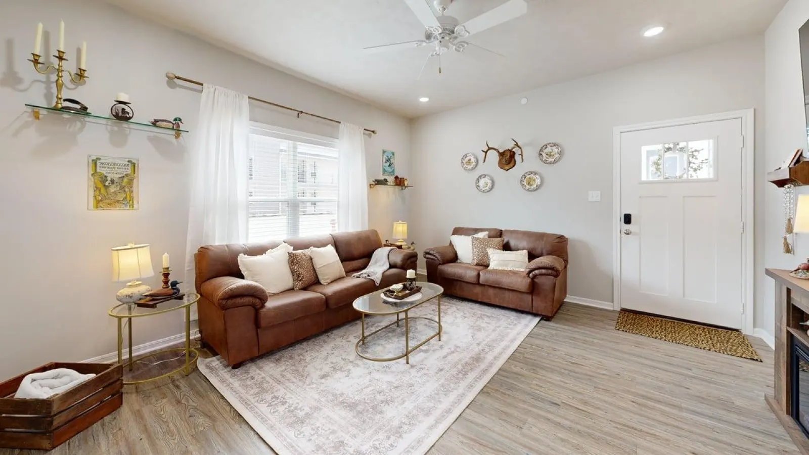 Ducks & Diamonds 3BR/3BA - Pet Friendly — photo 3