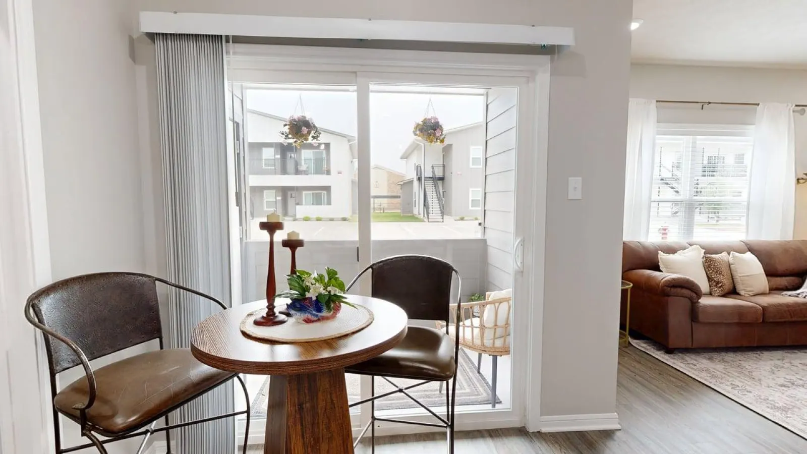 Ducks & Diamonds 3BR/3BA - Pet Friendly — photo 4