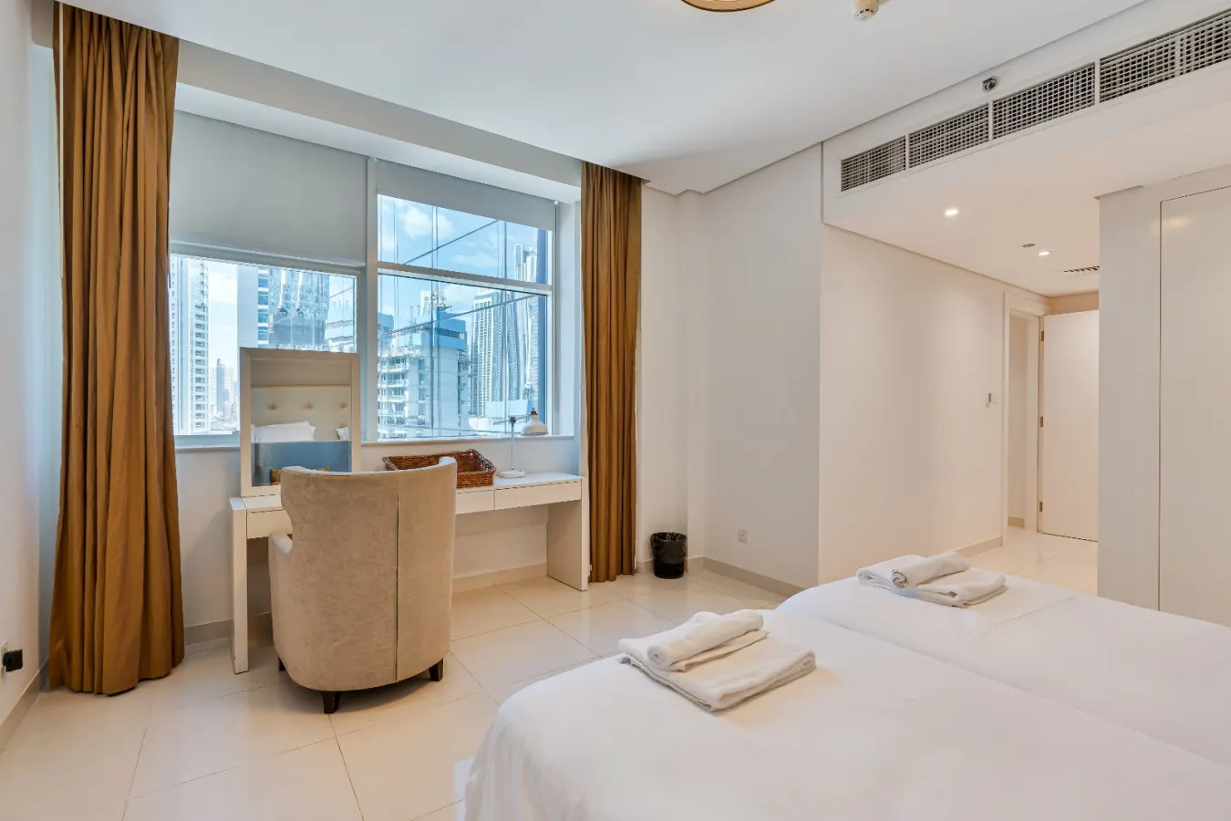 3 Bedrooms Centrally located in Business Bay 20