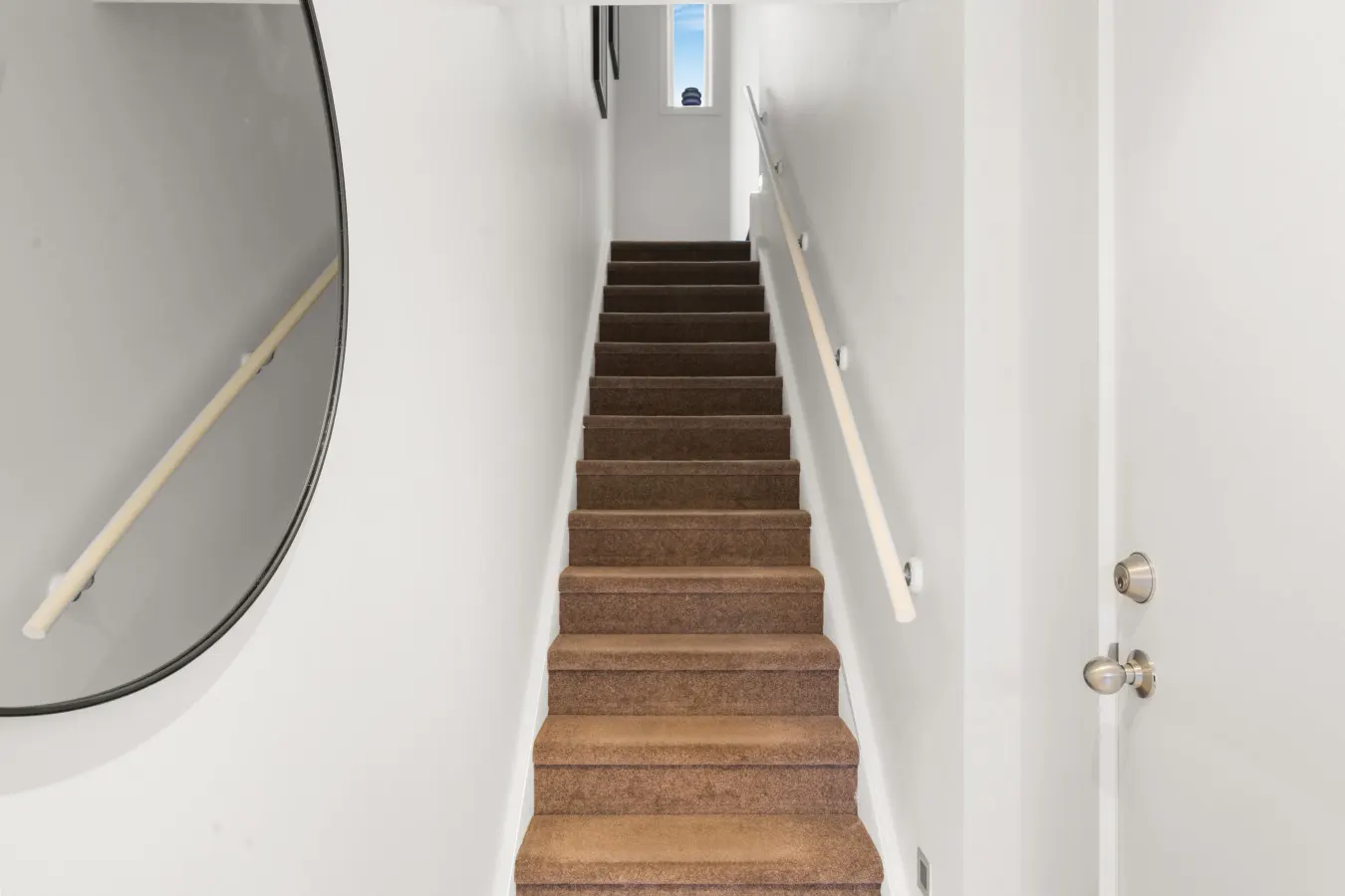 Helena House—A Spacious Urban Retreat 6