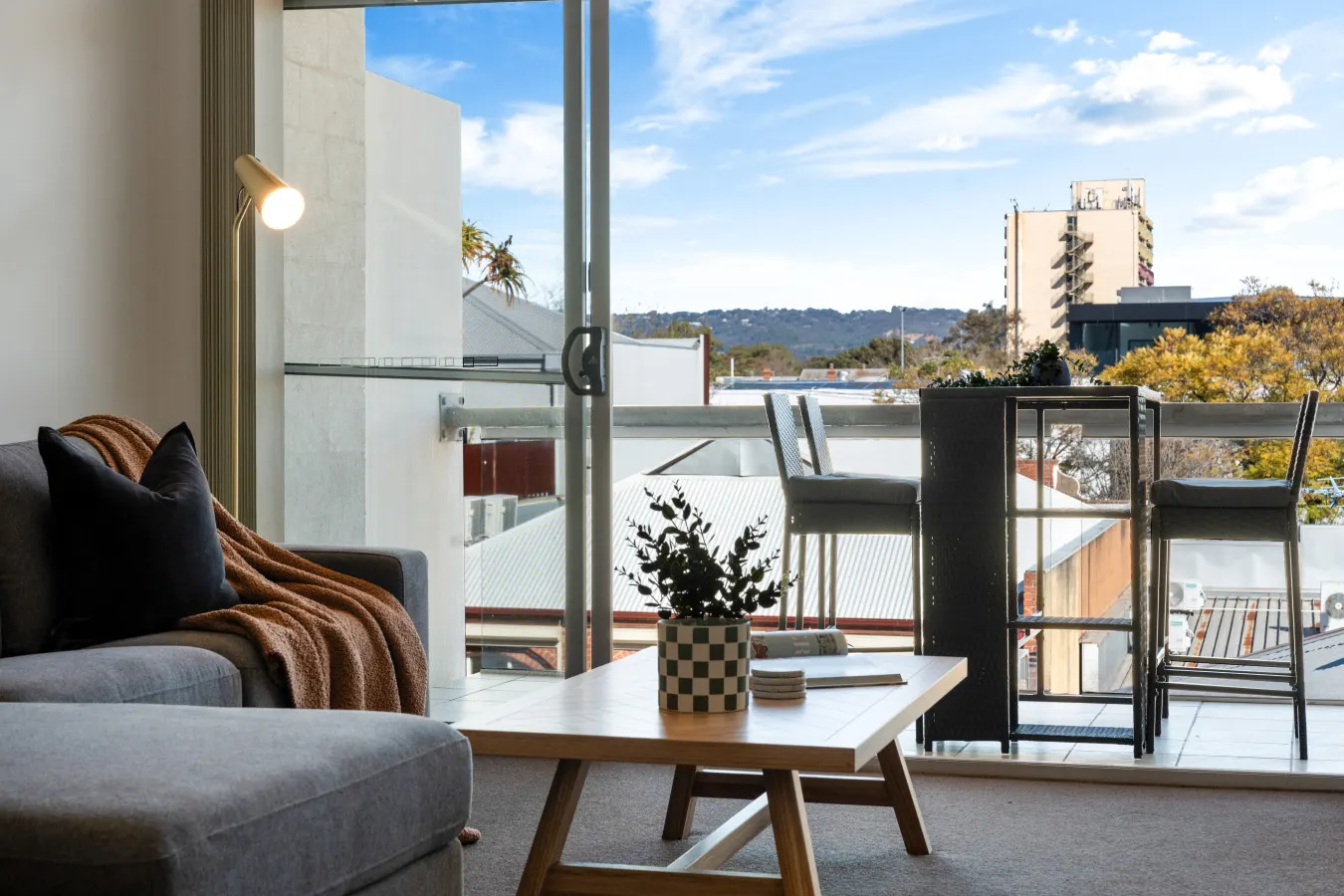 Helena House—A Spacious Urban Retreat 8