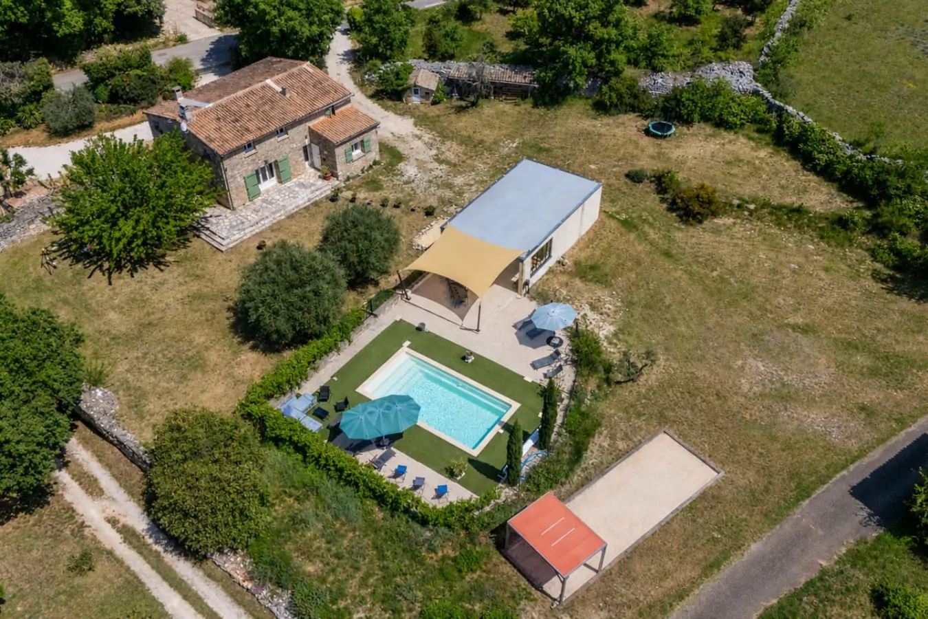 Mas Ardéchois avec piscine - 12 pers 9