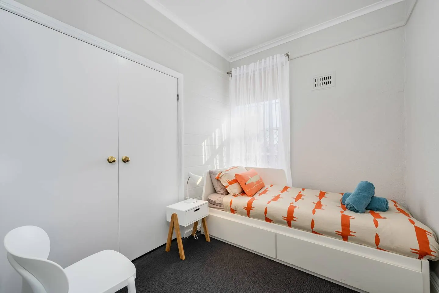 Boatmans Row Terrace -Walk 2 Beach - Free Parking 9