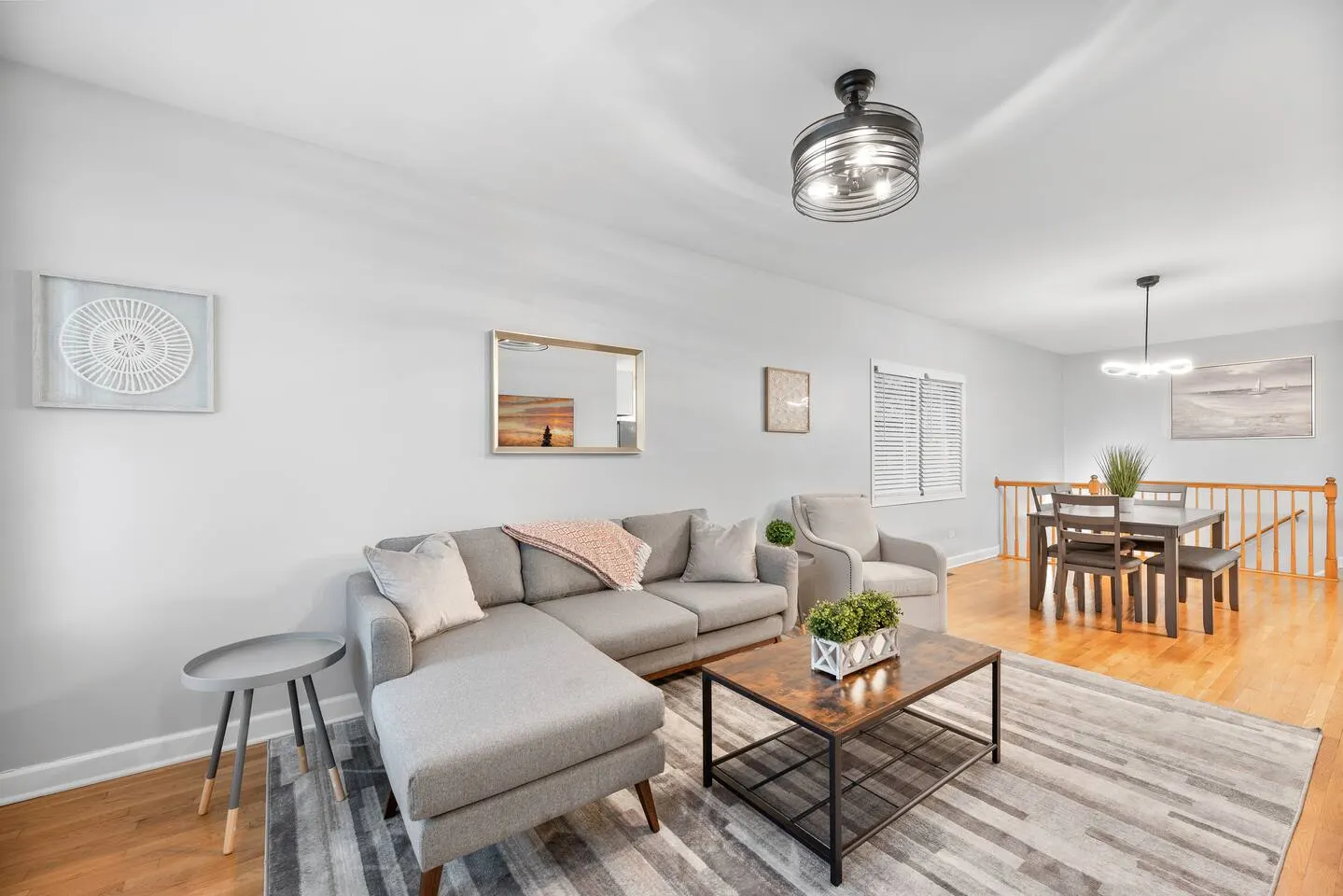 4 br/3ba, Great for Large Groups, Garage Parking 4