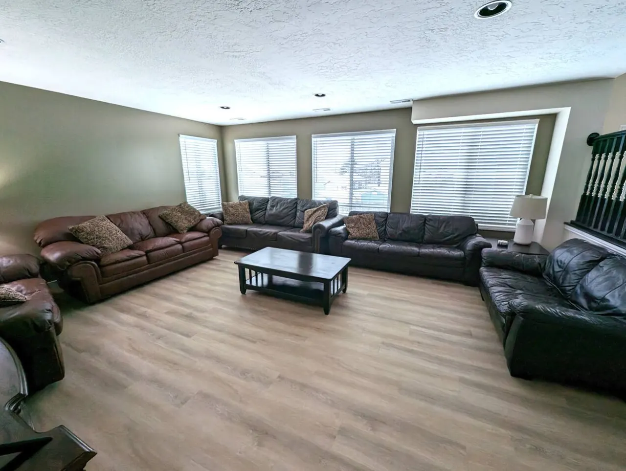 Cute Spacious Home — photo 2