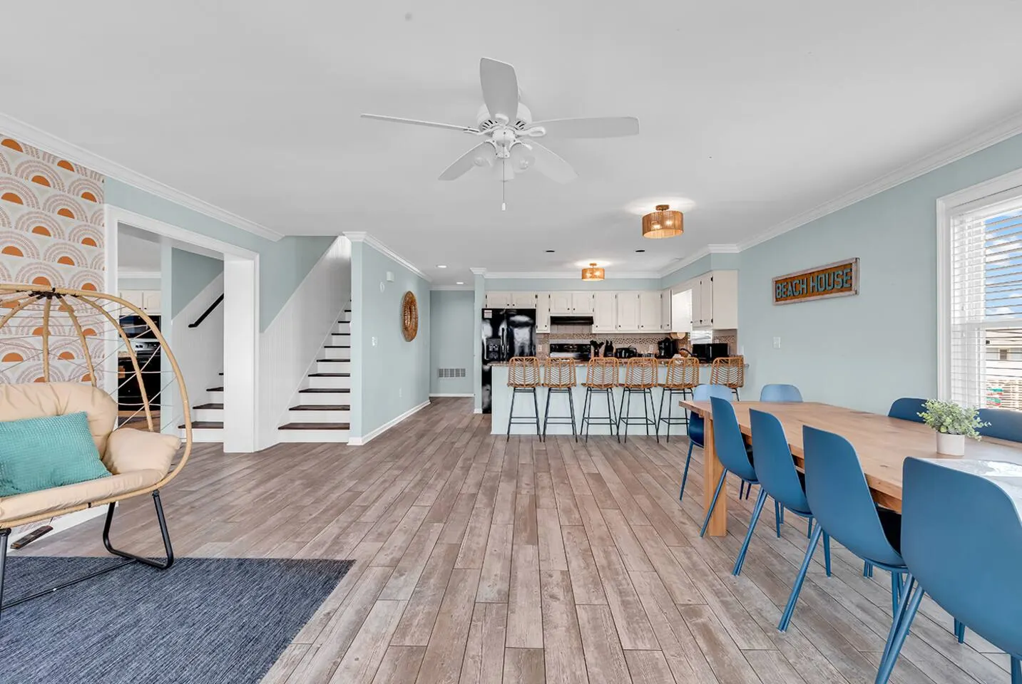 Huge Beach House with Pool and Arcade 14