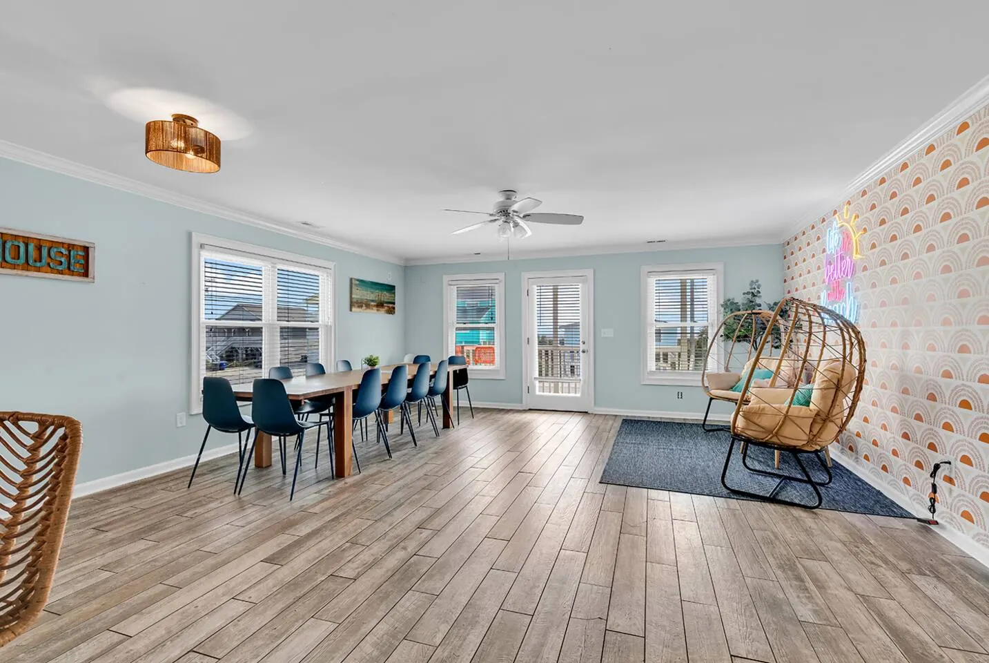 Huge Beach House with Pool and Arcade 16