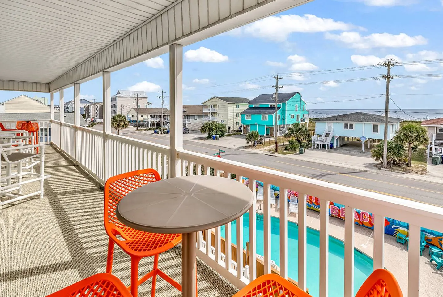 Huge Beach House with Pool and Arcade 4