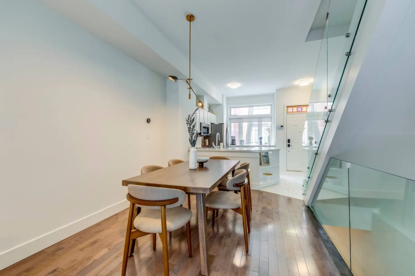 Modern Designer 3BR Townhome Work-Friendly 12