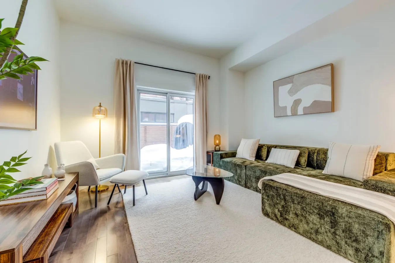 Modern Designer 3BR Townhome Work-Friendly 15