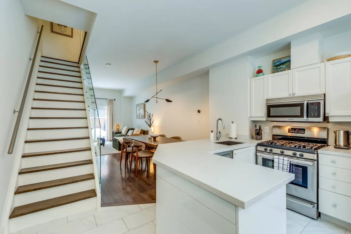 Modern Designer 3BR Townhome Work-Friendly 6