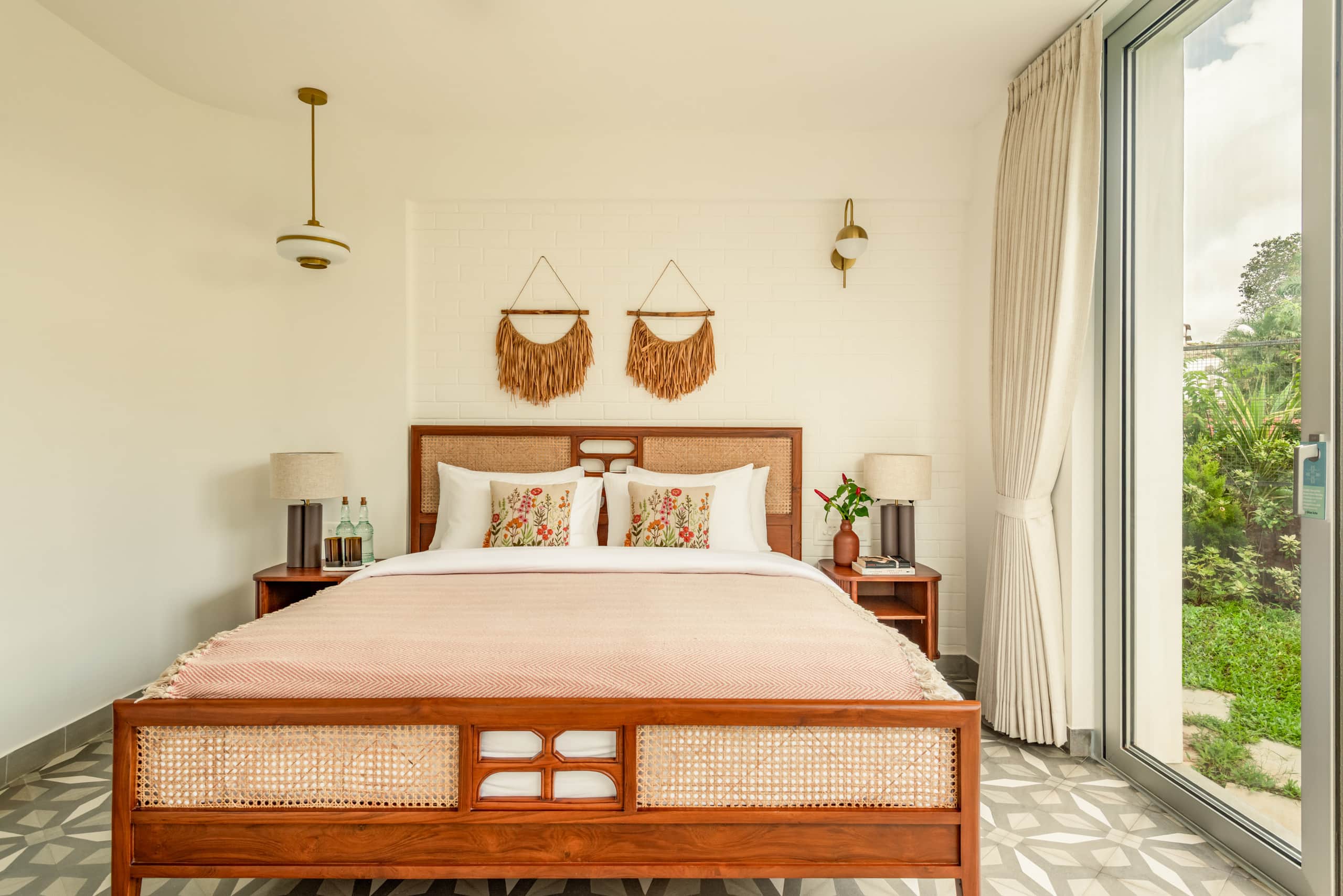 El Volar – Luxury Private Pool Apt in Nerul, Goa 6