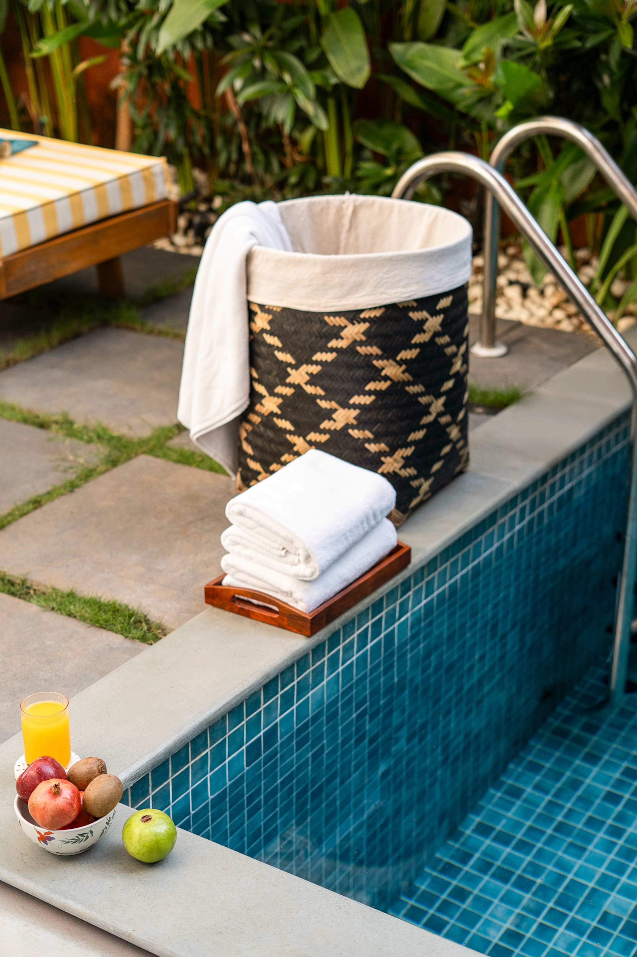 El Volar – Luxury Private Pool Apt in Nerul, Goa 24