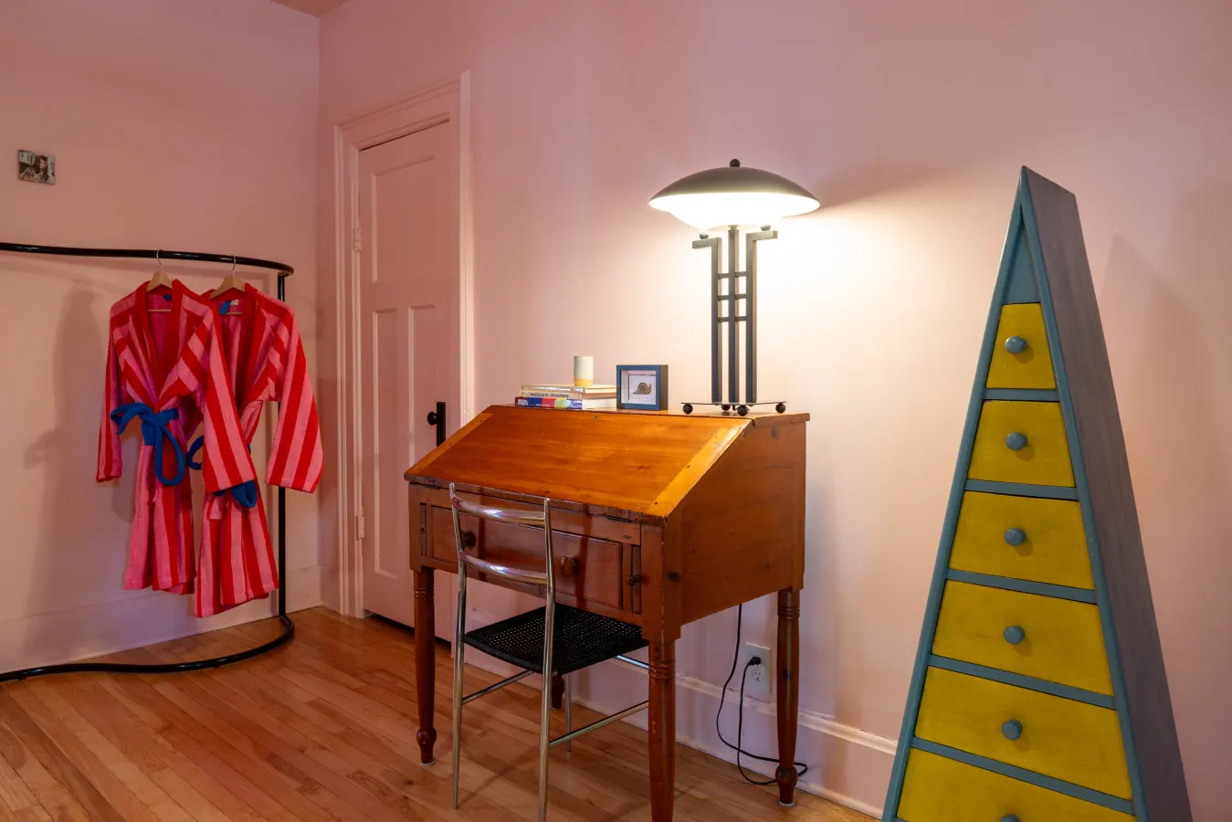 Entire Designer Building, Sleeps 14 Lake Effect Club 12