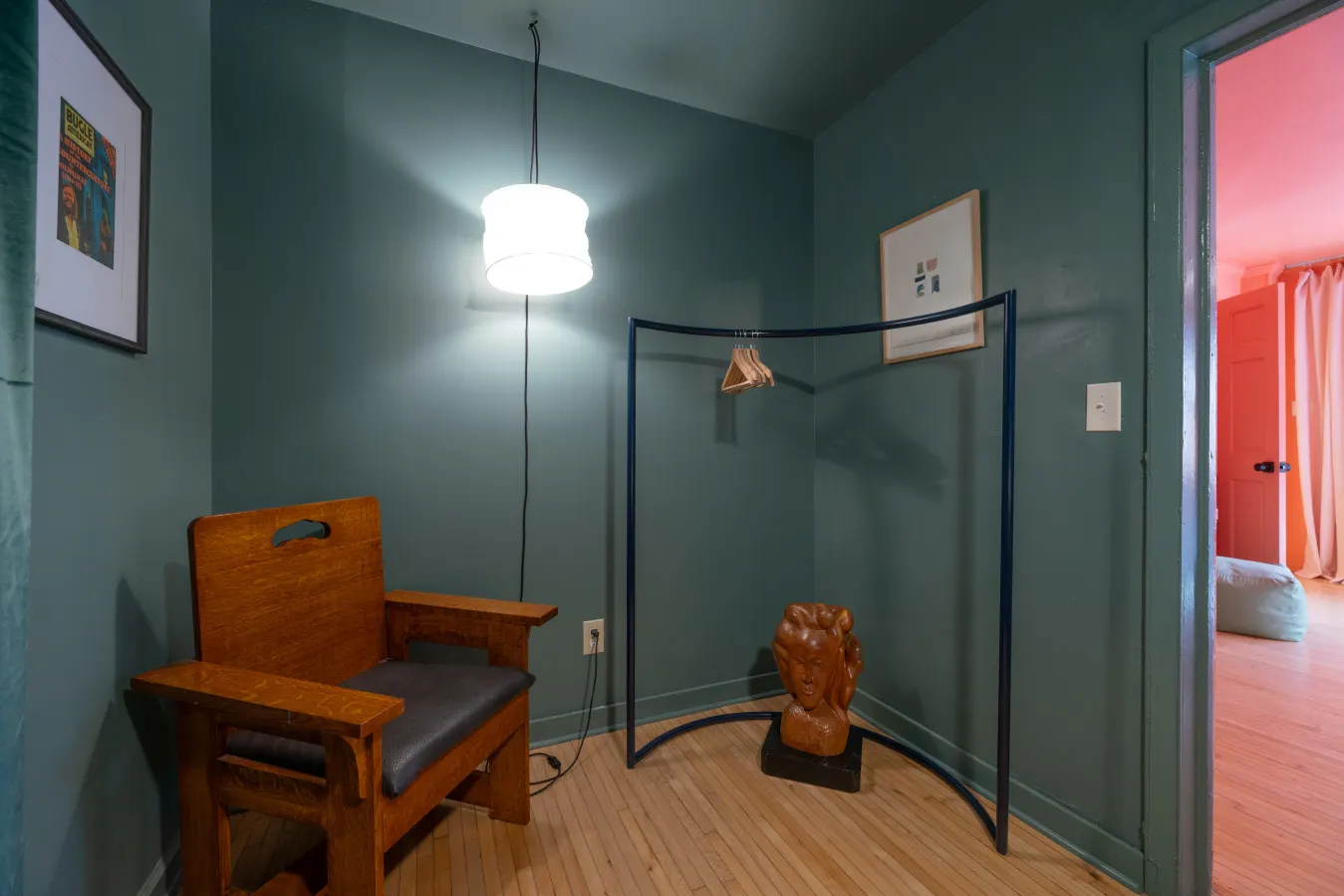 Entire Designer Building, Sleeps 14 Lake Effect Club 19