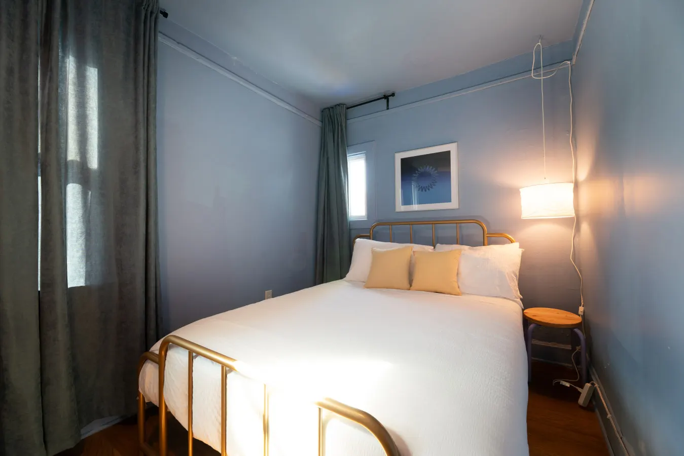 Entire Designer Building, Sleeps 14 | Lake Effect Club — photo 5