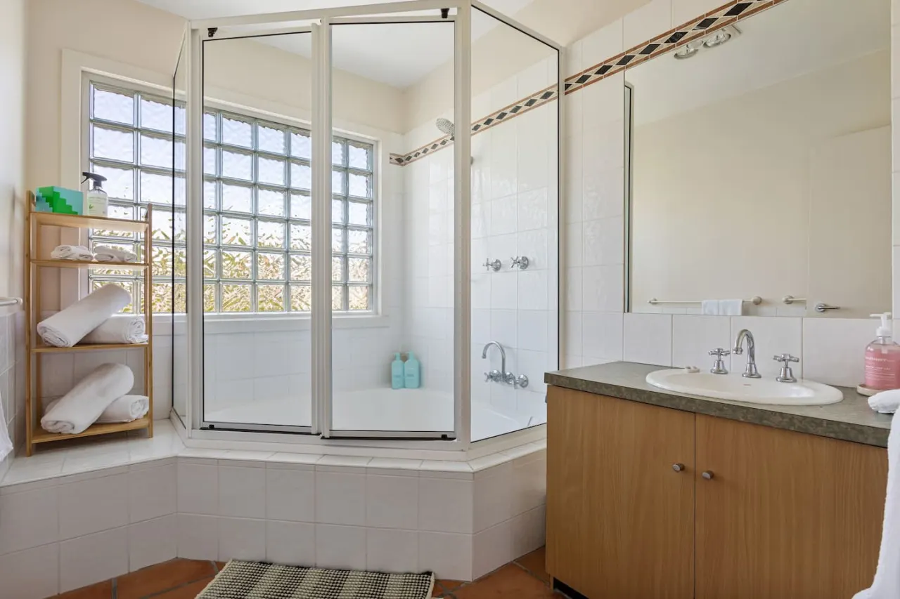 Tookenburg Townhouse - East Launceston 18