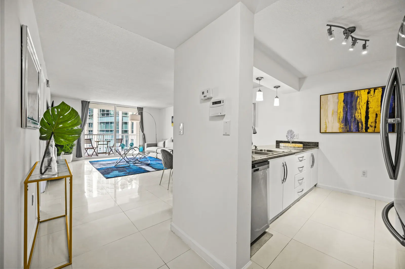 Superb Condo with parking in Brickell Miami 12