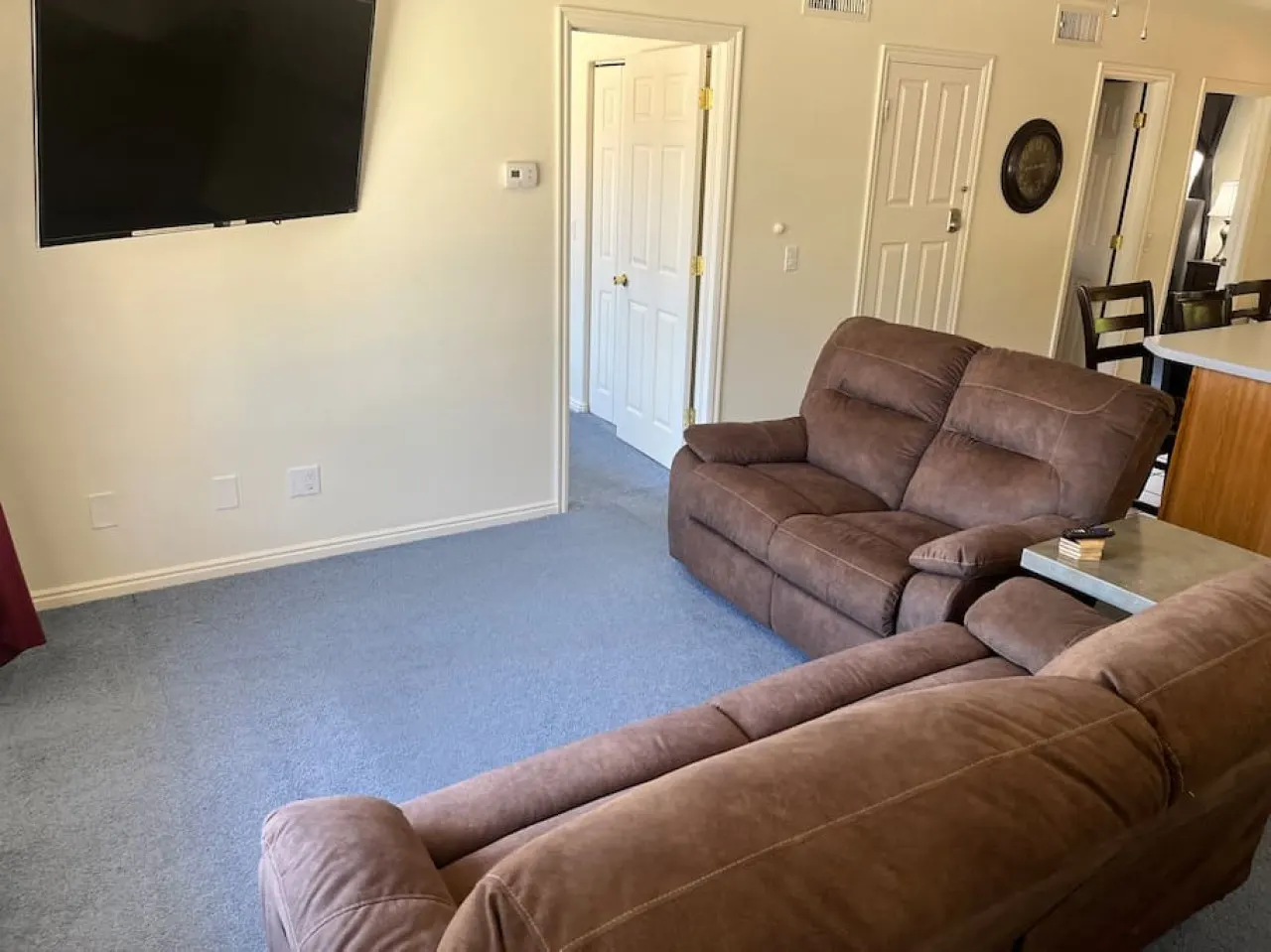 4252 · The Oasis - 2 bedroom 2 bath — photo 3
