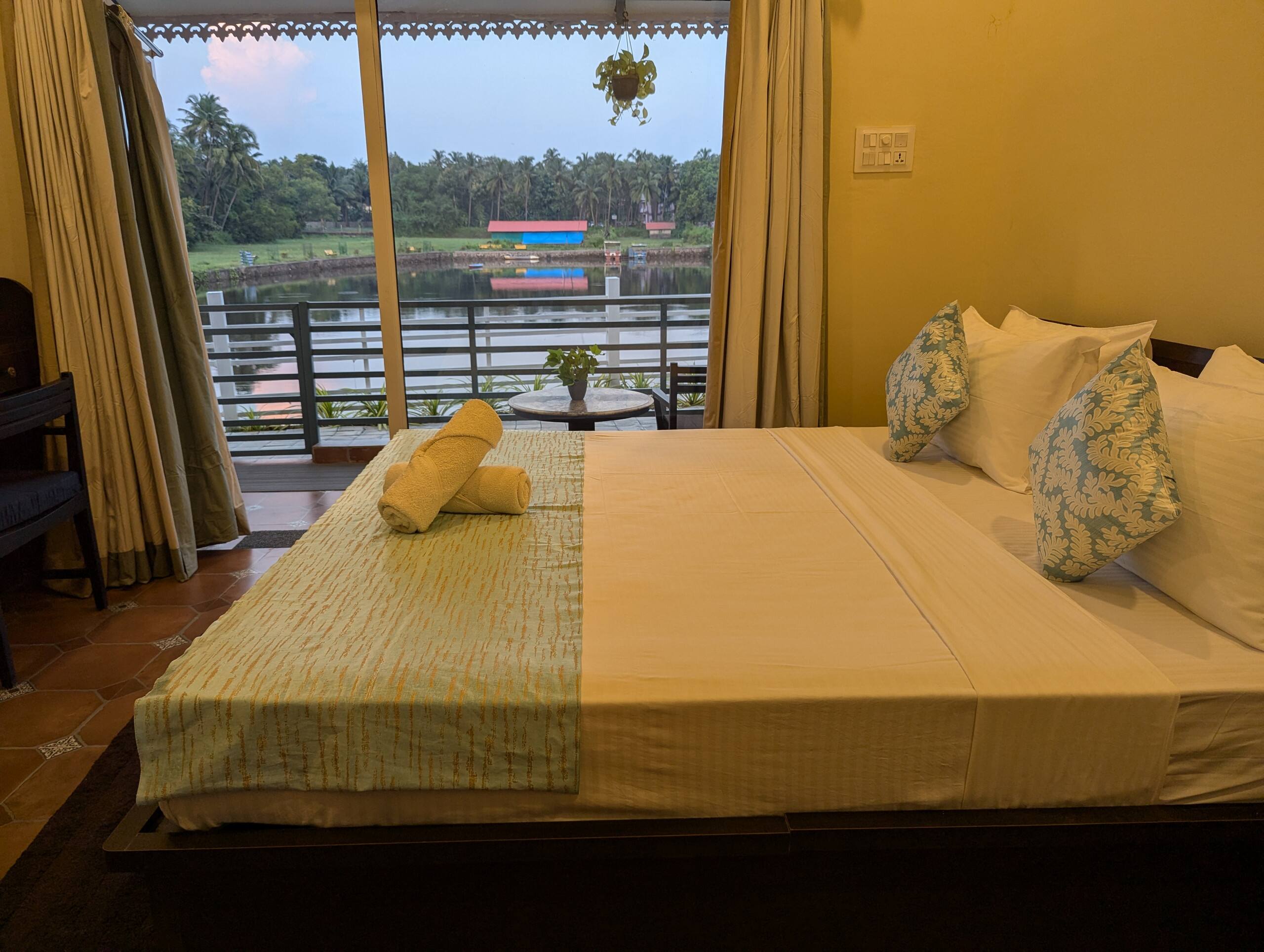 Lake View Apartments in Majorda 25