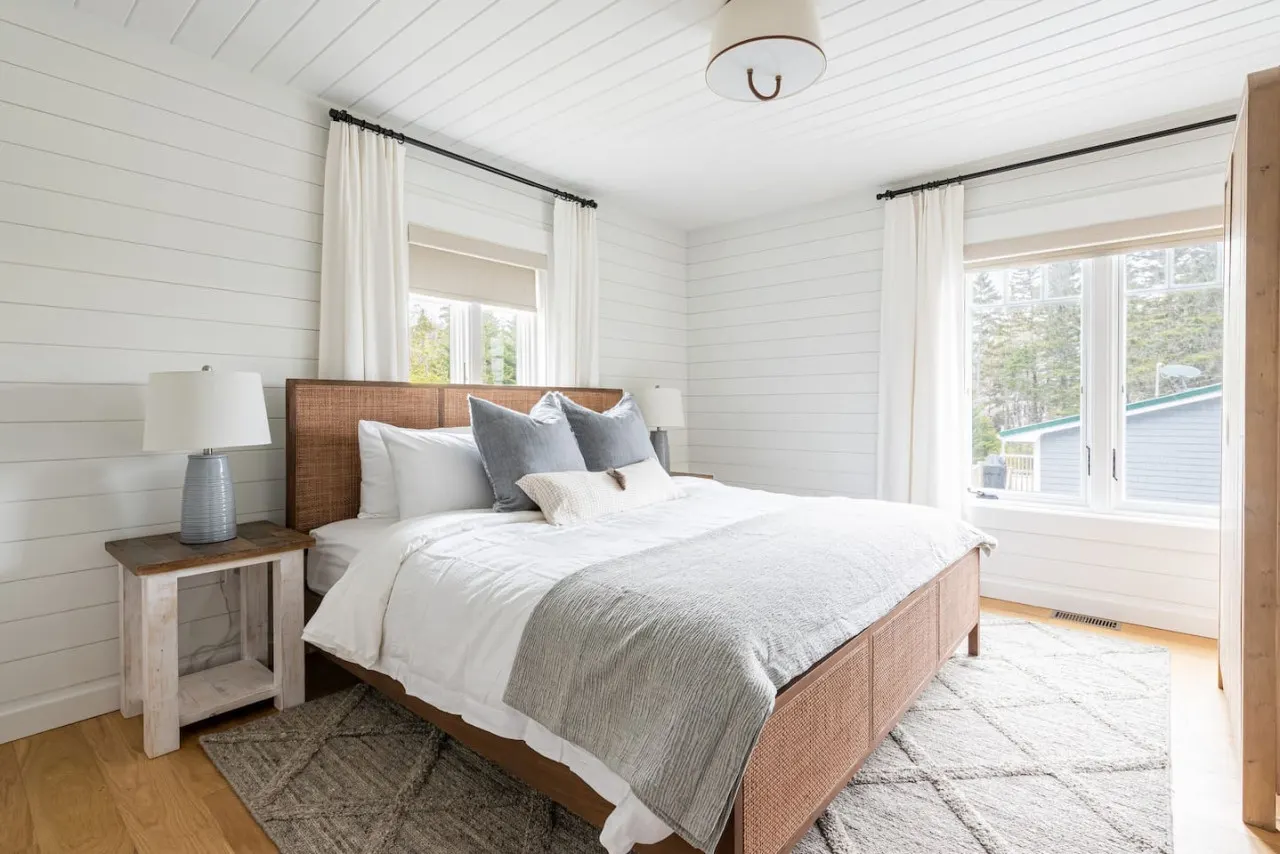 Atlantic Pearl - Luxurious Ocean Front Experience, Ocean Views, Firepit, Wood Burning Fireplace 18