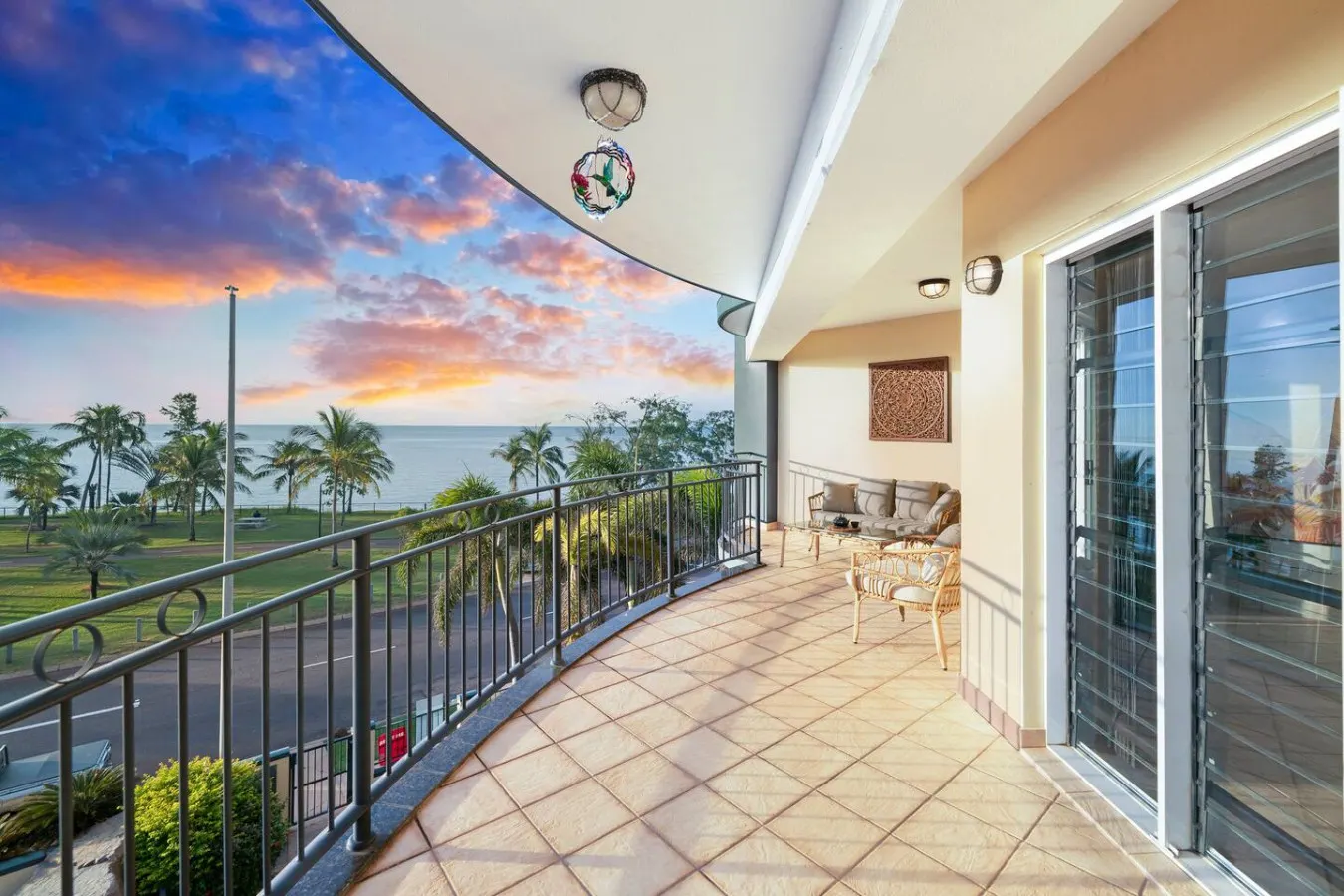 Nightcliff Foreshore: Seaview ~ Pool ~ Workspace — photo 1
